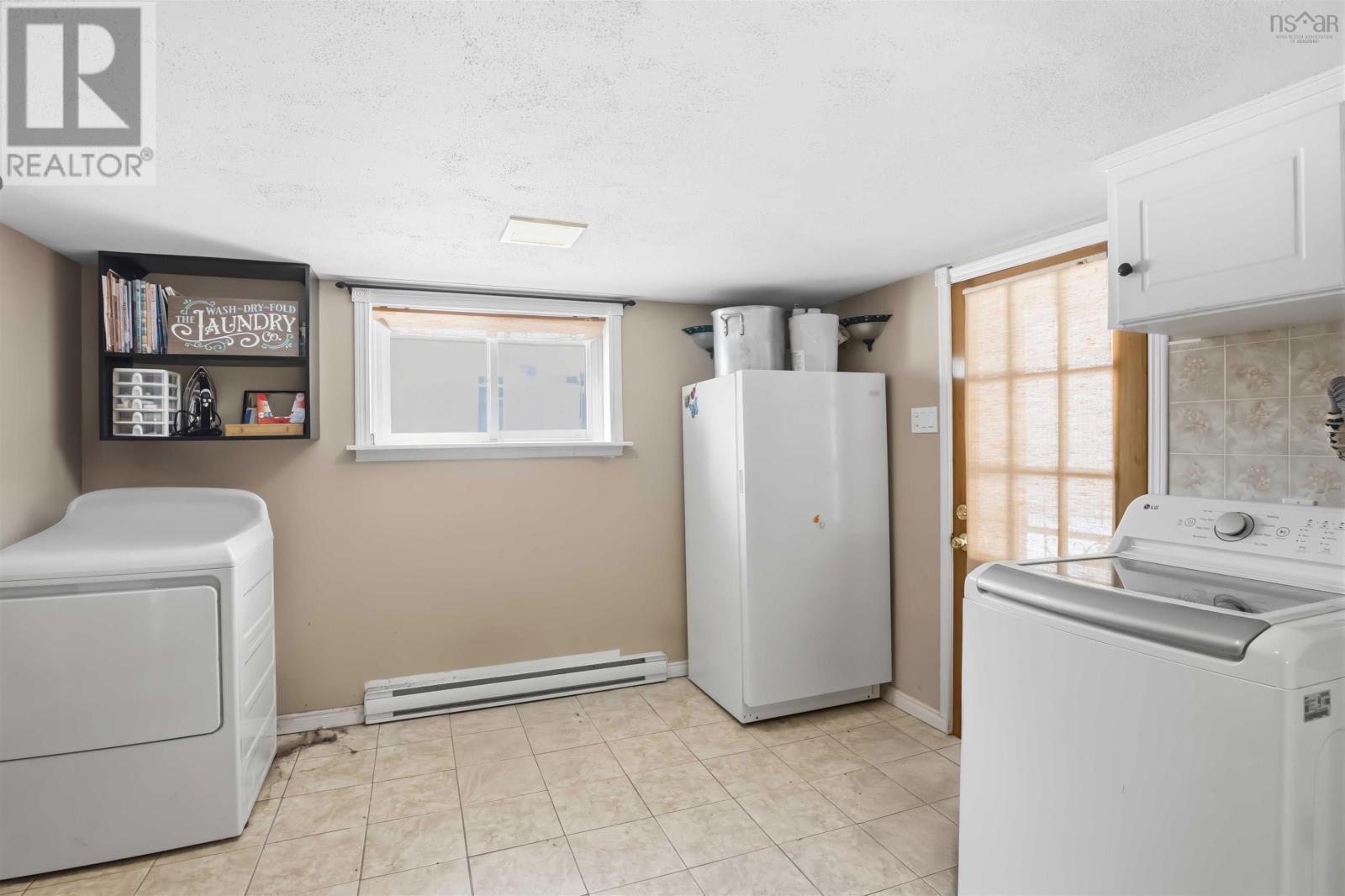 33 Henshaw Drive - 21