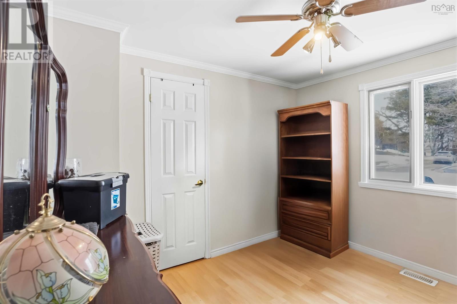 33 Henshaw Drive - 16