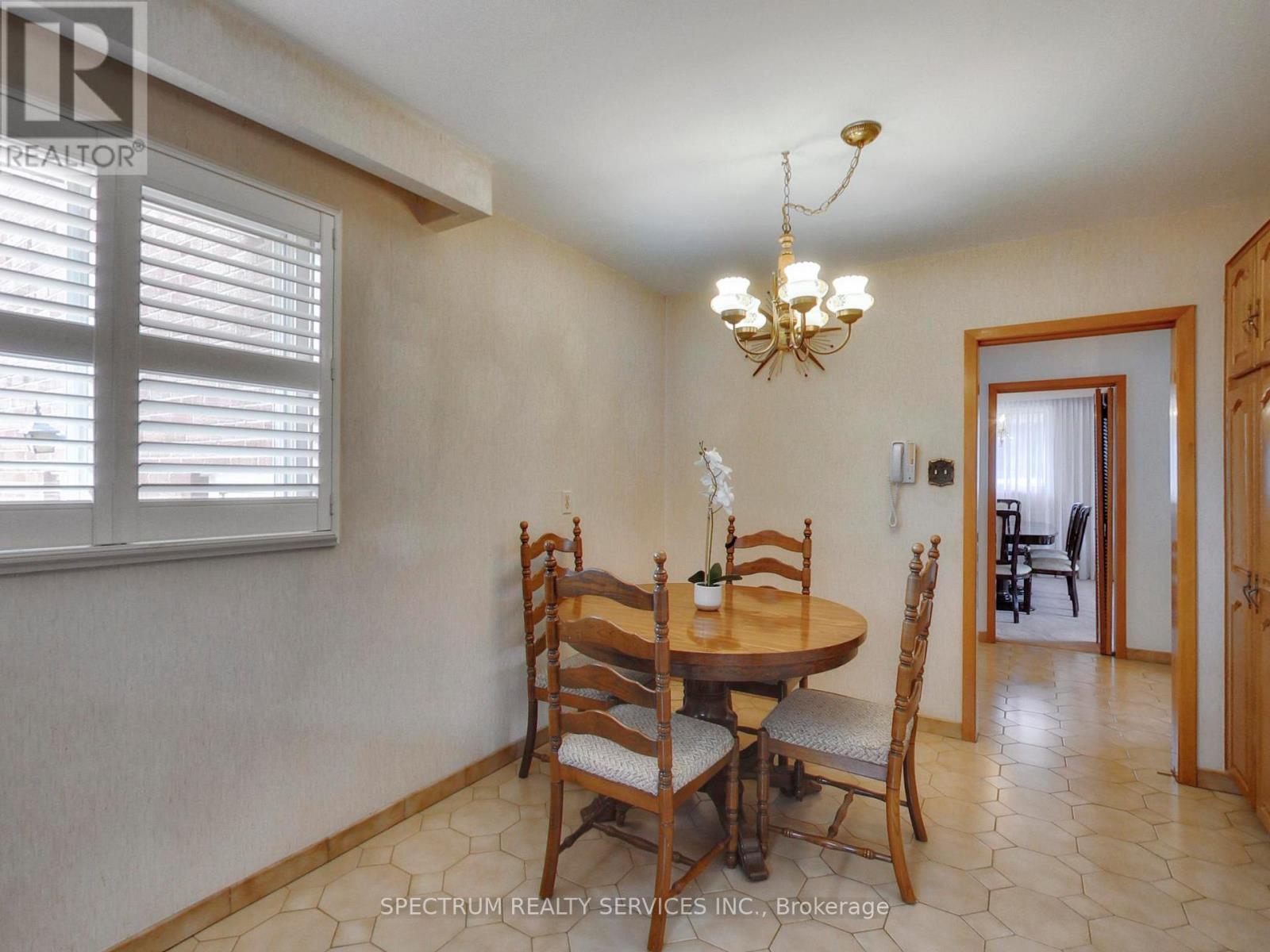 56 BLACKSMITH CRESCENT - 14