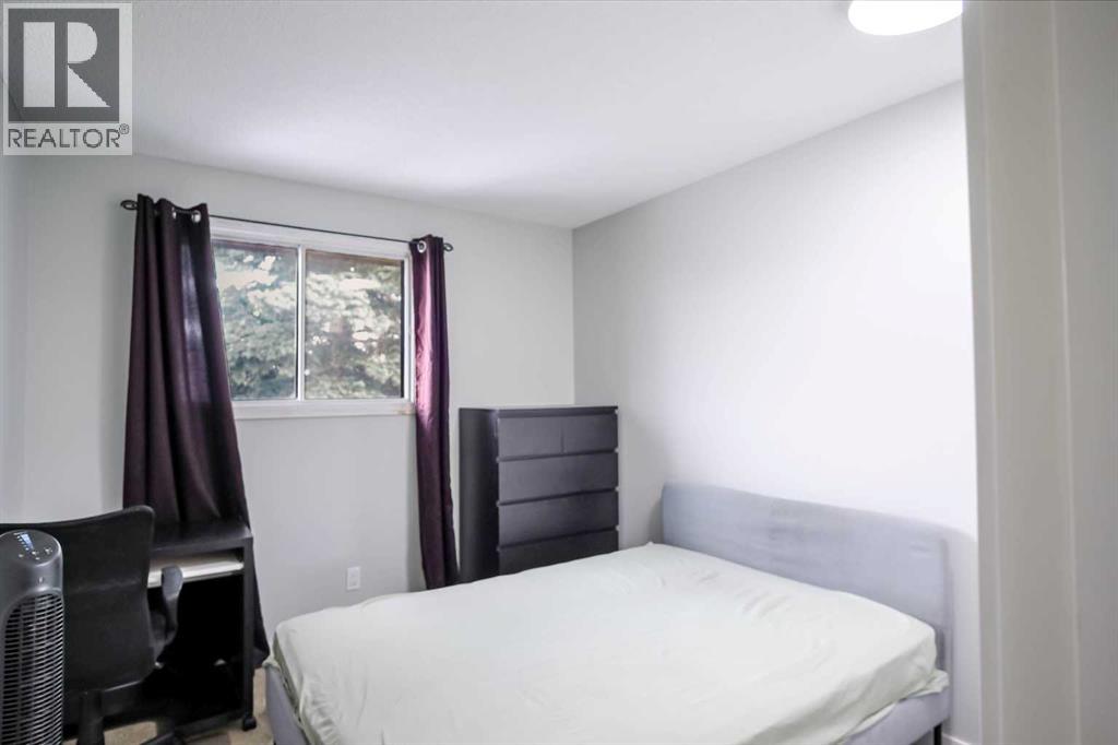 52 Templeby Way NE - 16