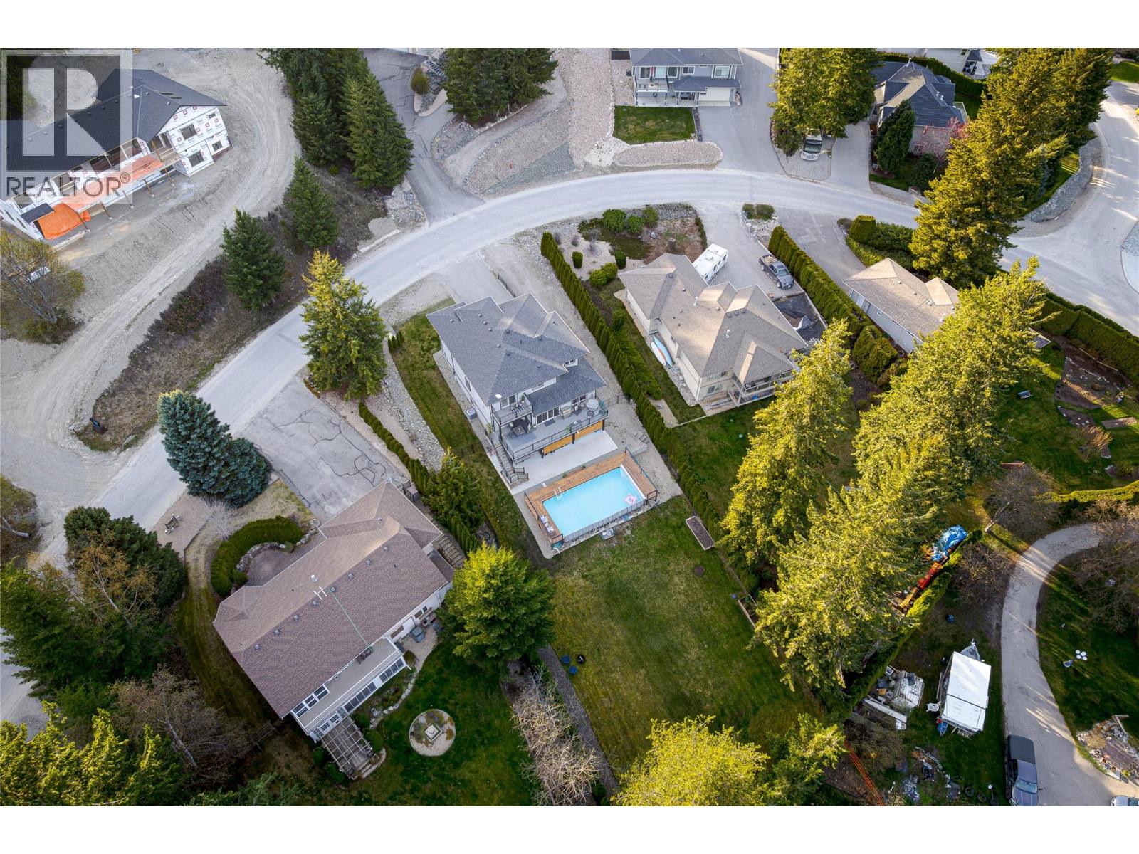2790 Mountview Drive - 95