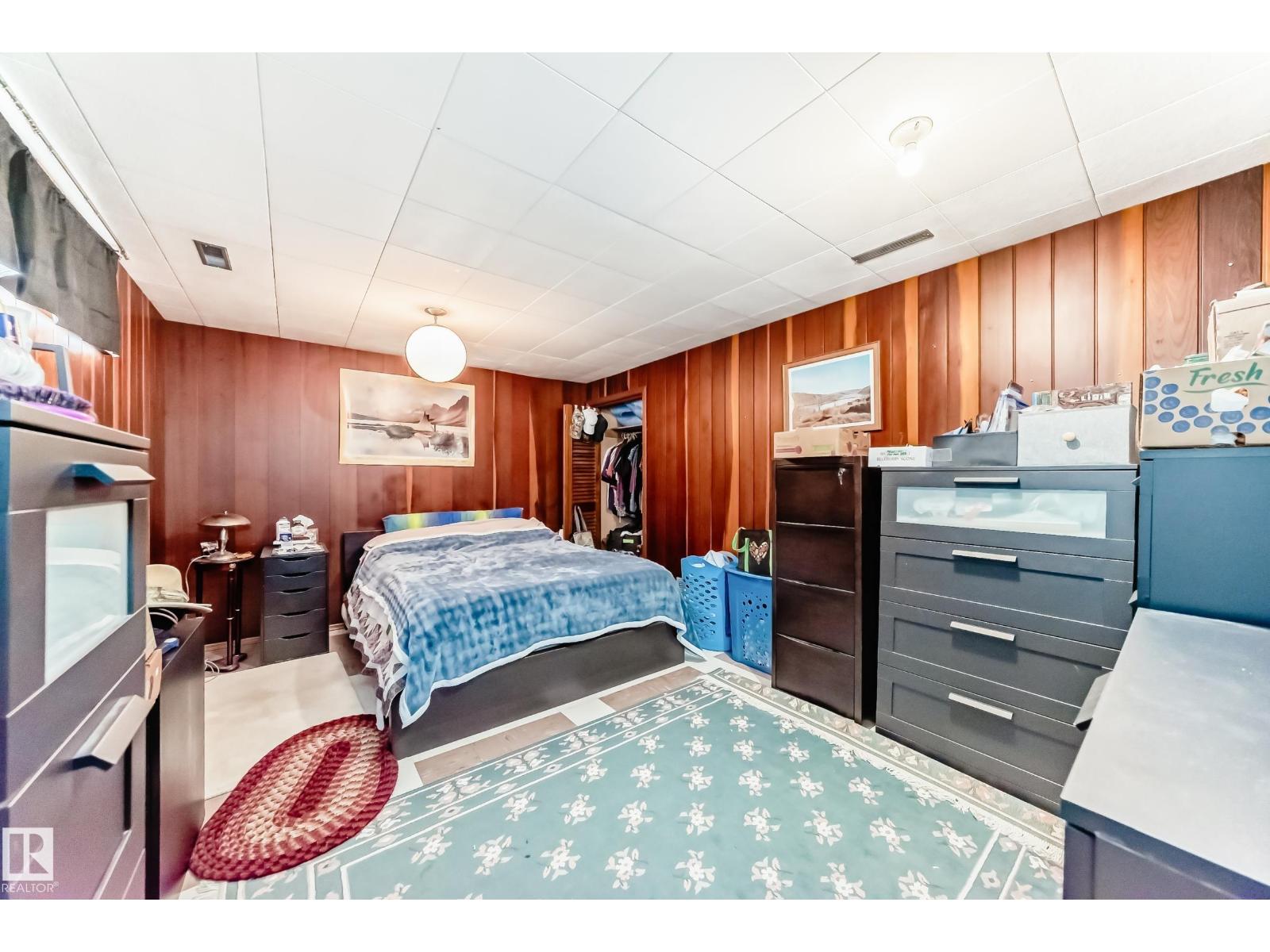 16331 109 AV NW - 26