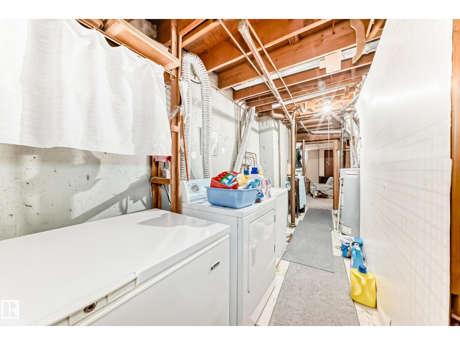 16331 109 AV NW - 28
