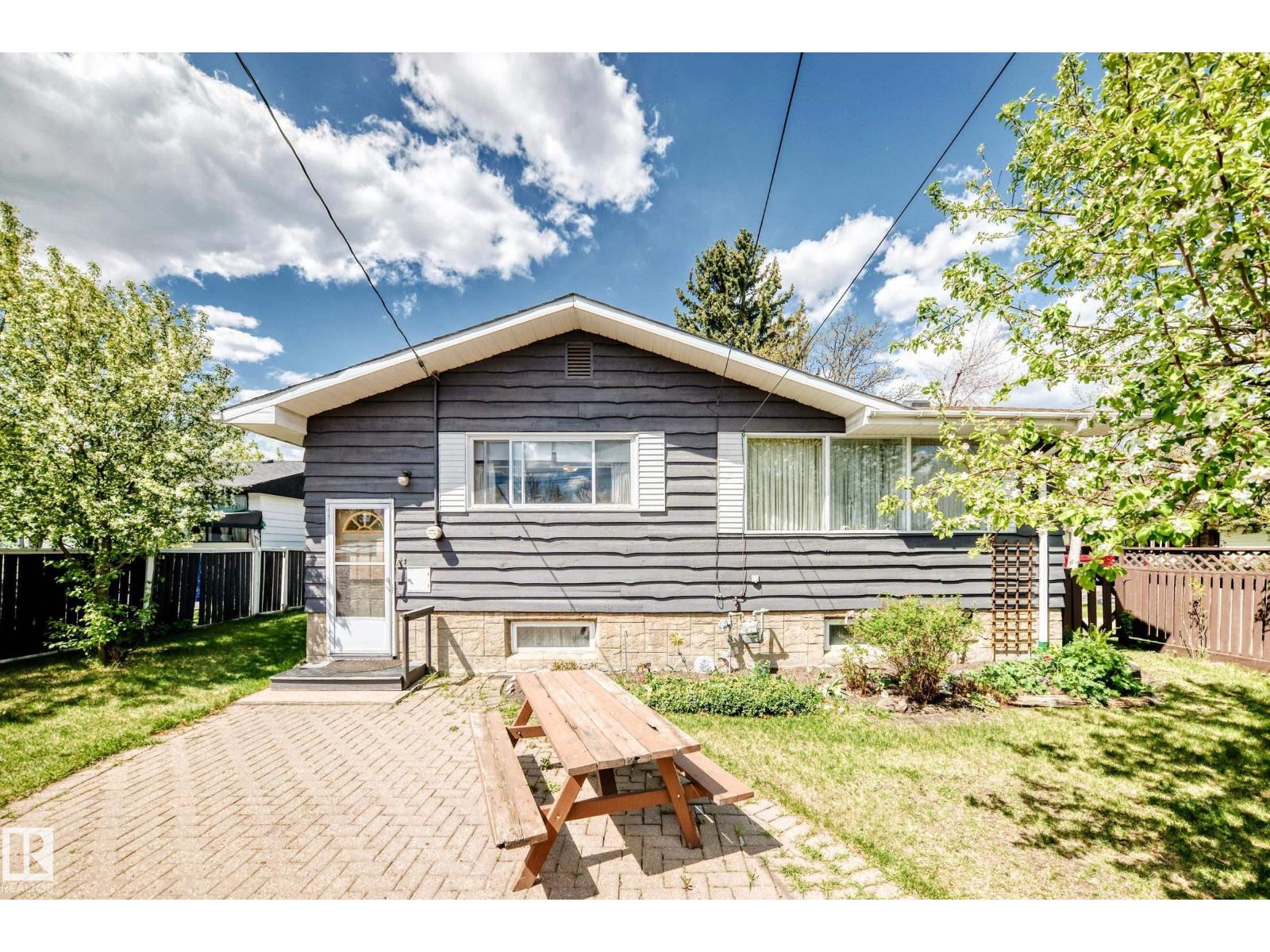 16331 109 AV NW - 29