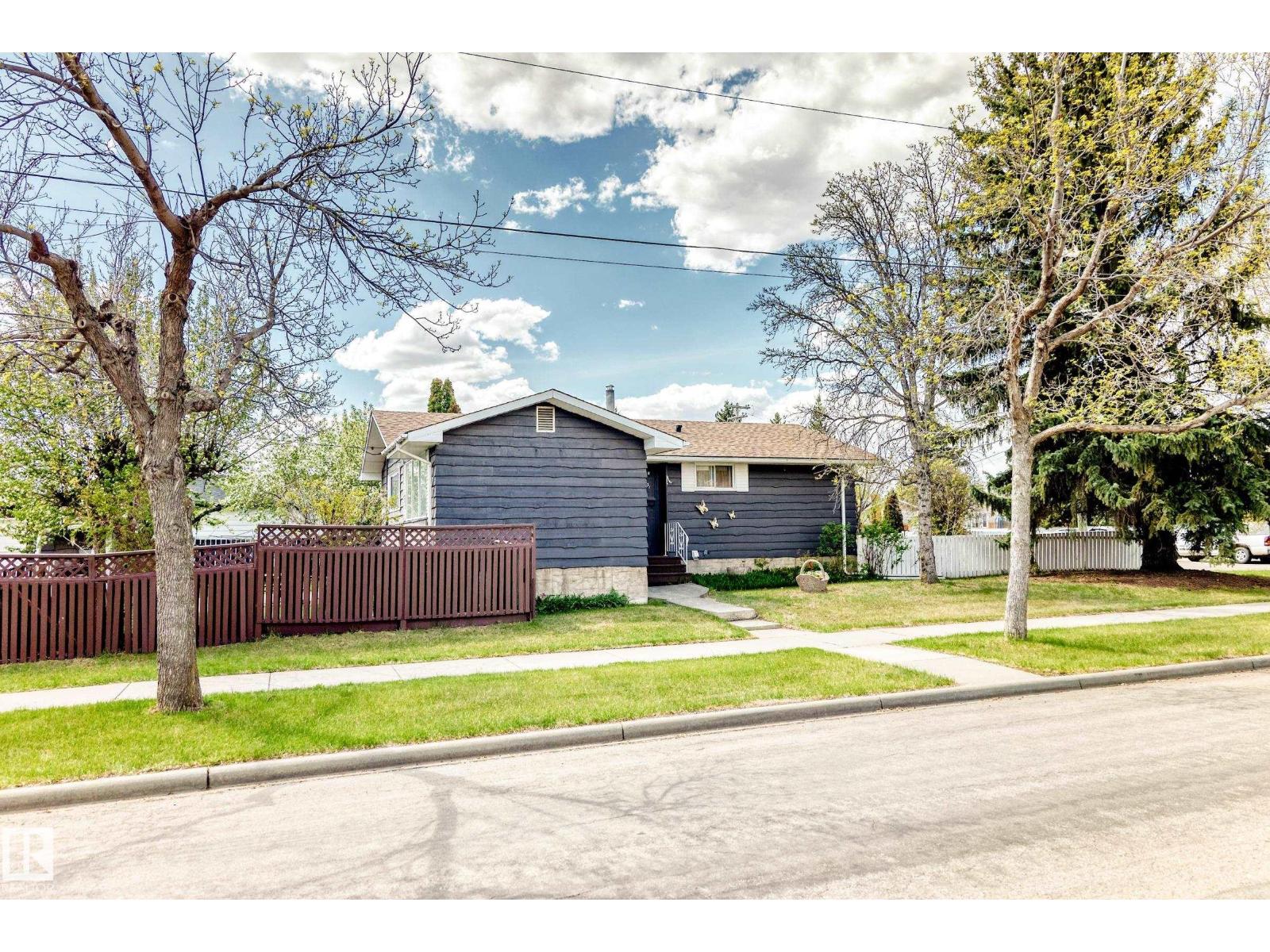 16331 109 AV NW - Image 3
