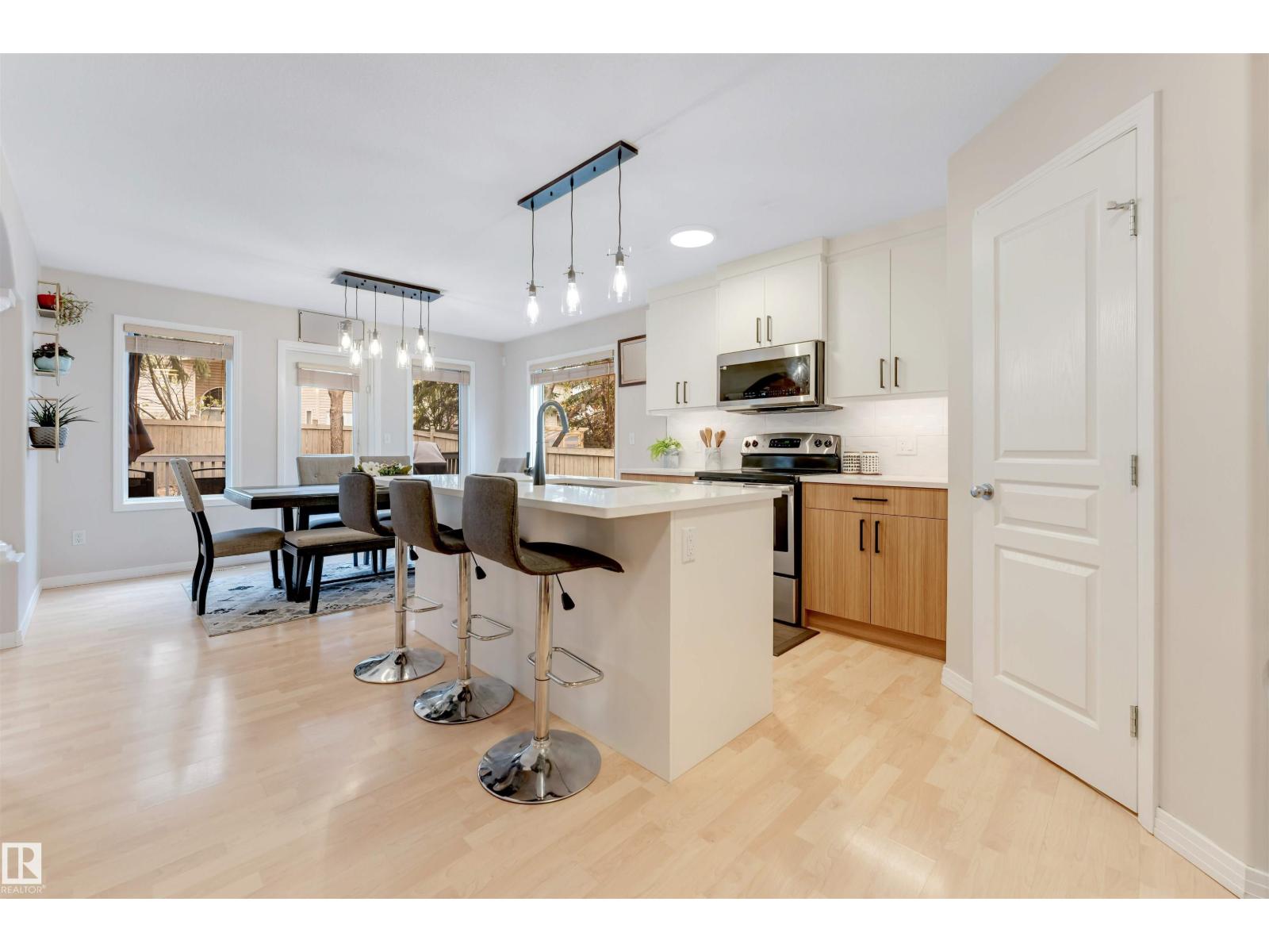 113 ERIN RIDGE DR - 18