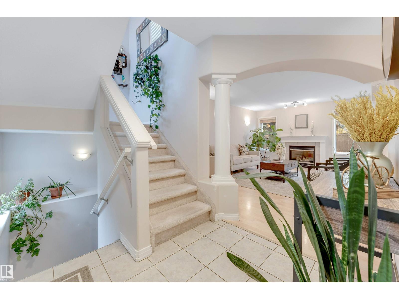 113 ERIN RIDGE DR - 22