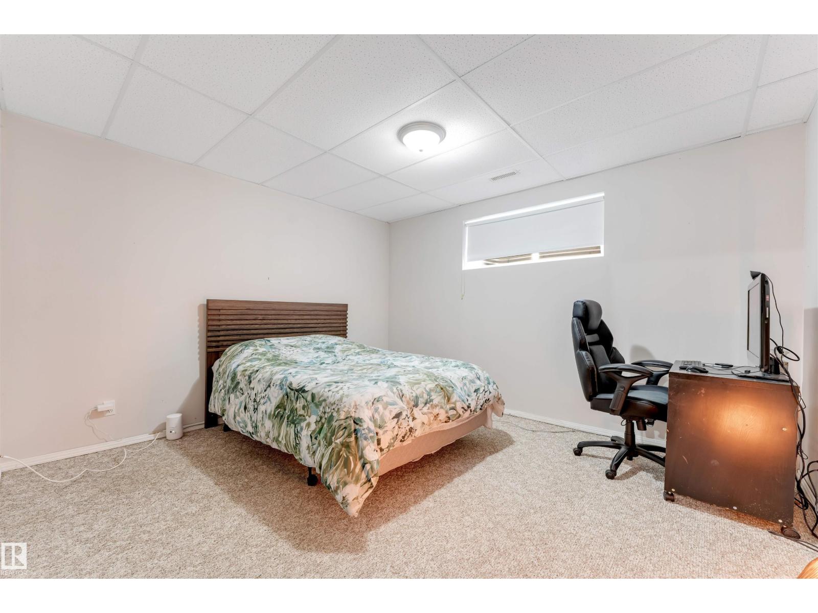 113 ERIN RIDGE DR - 35