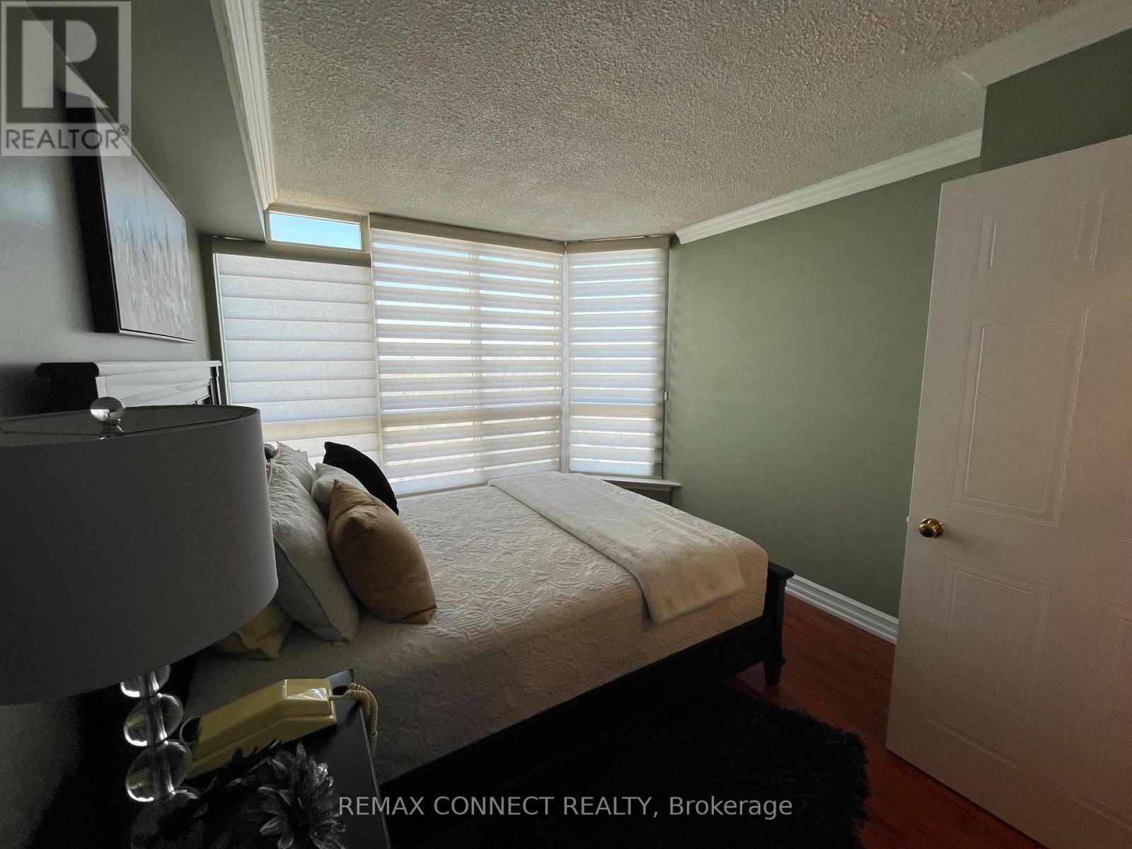 #1516 1890 VALLEY FARM ROAD - 20