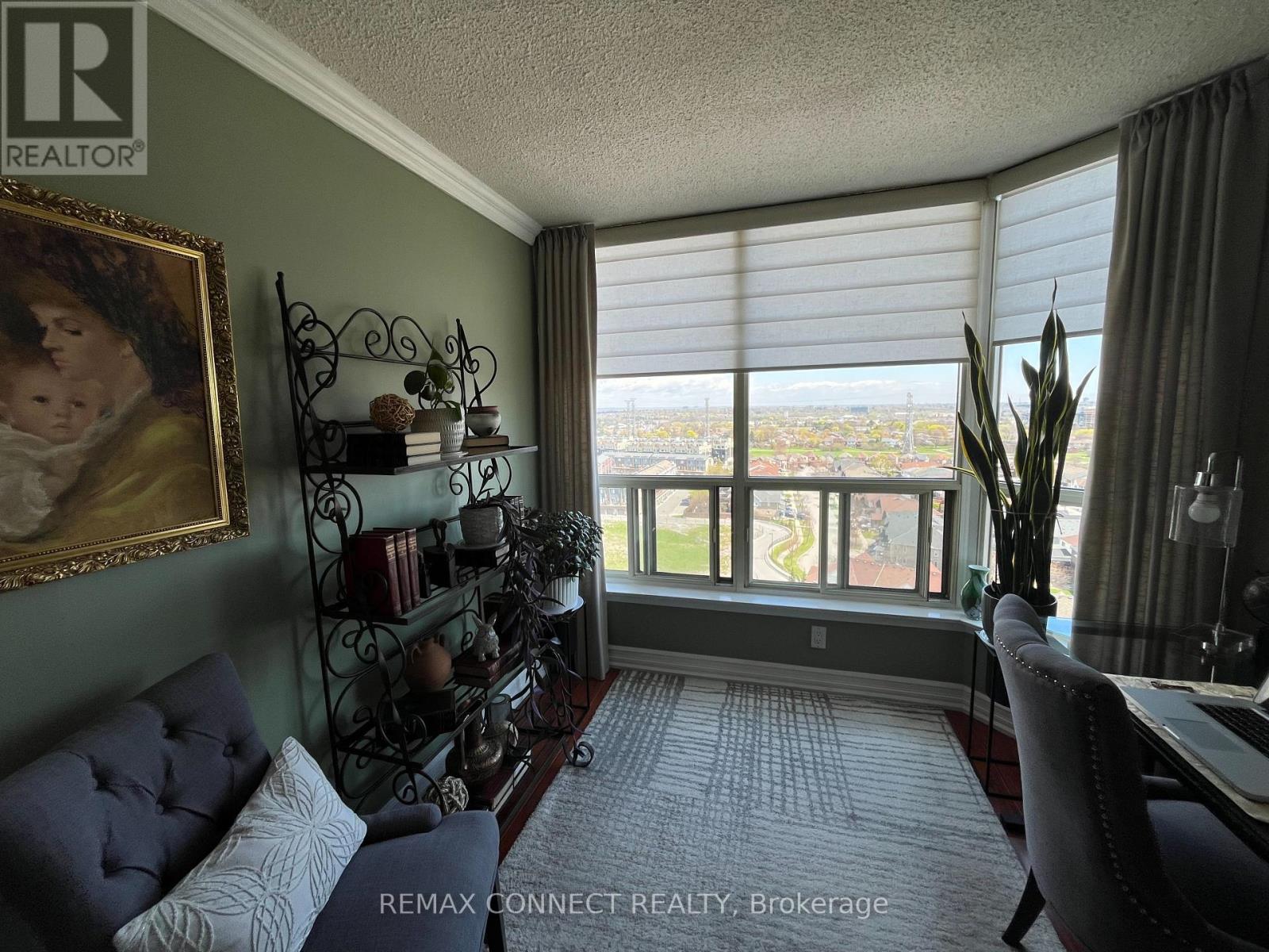 #1516 1890 VALLEY FARM ROAD - 19