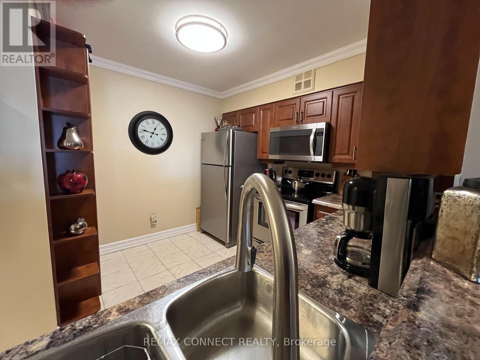 #1516 1890 VALLEY FARM ROAD - 35
