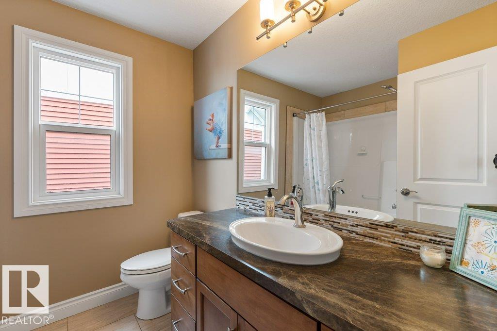 1628 KERR RD NW - 33