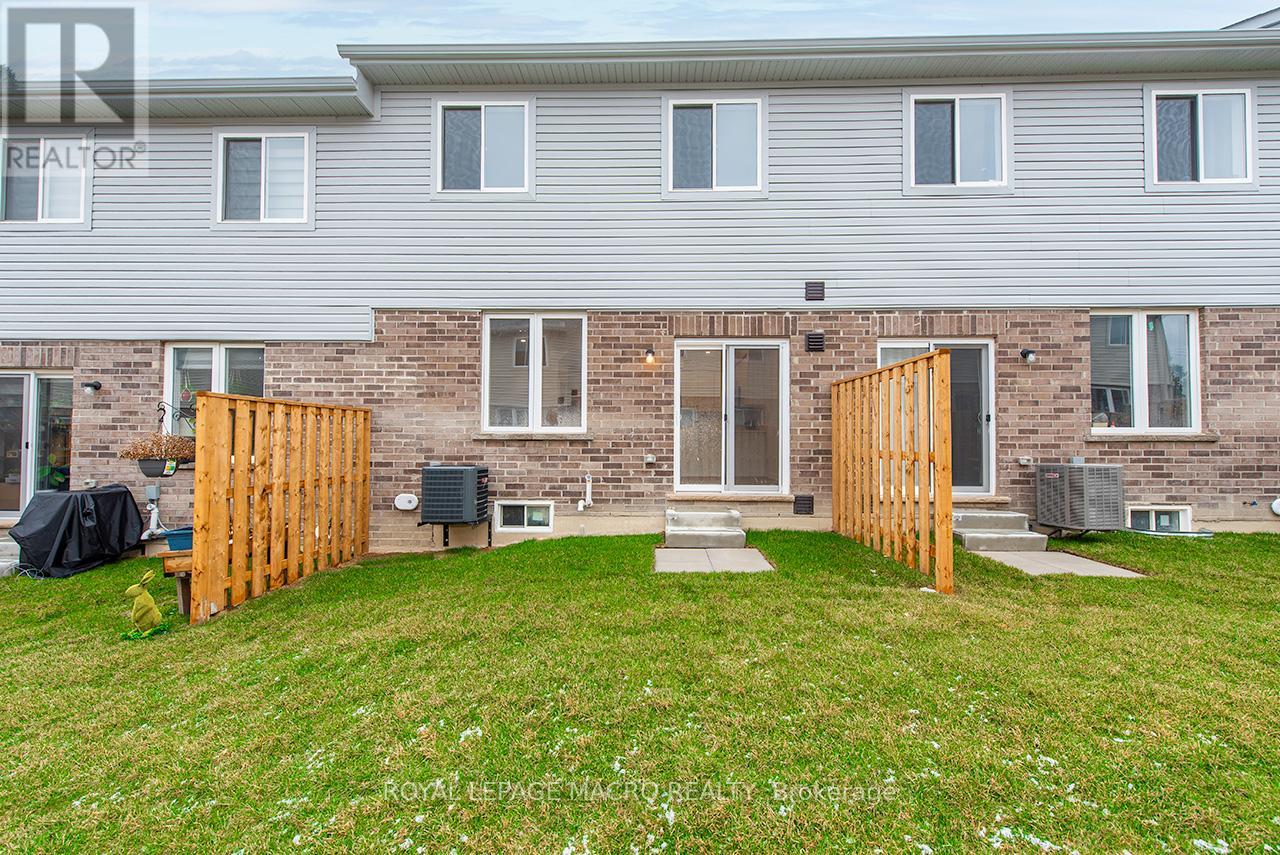 15 LINDEN PARK LANE - 5