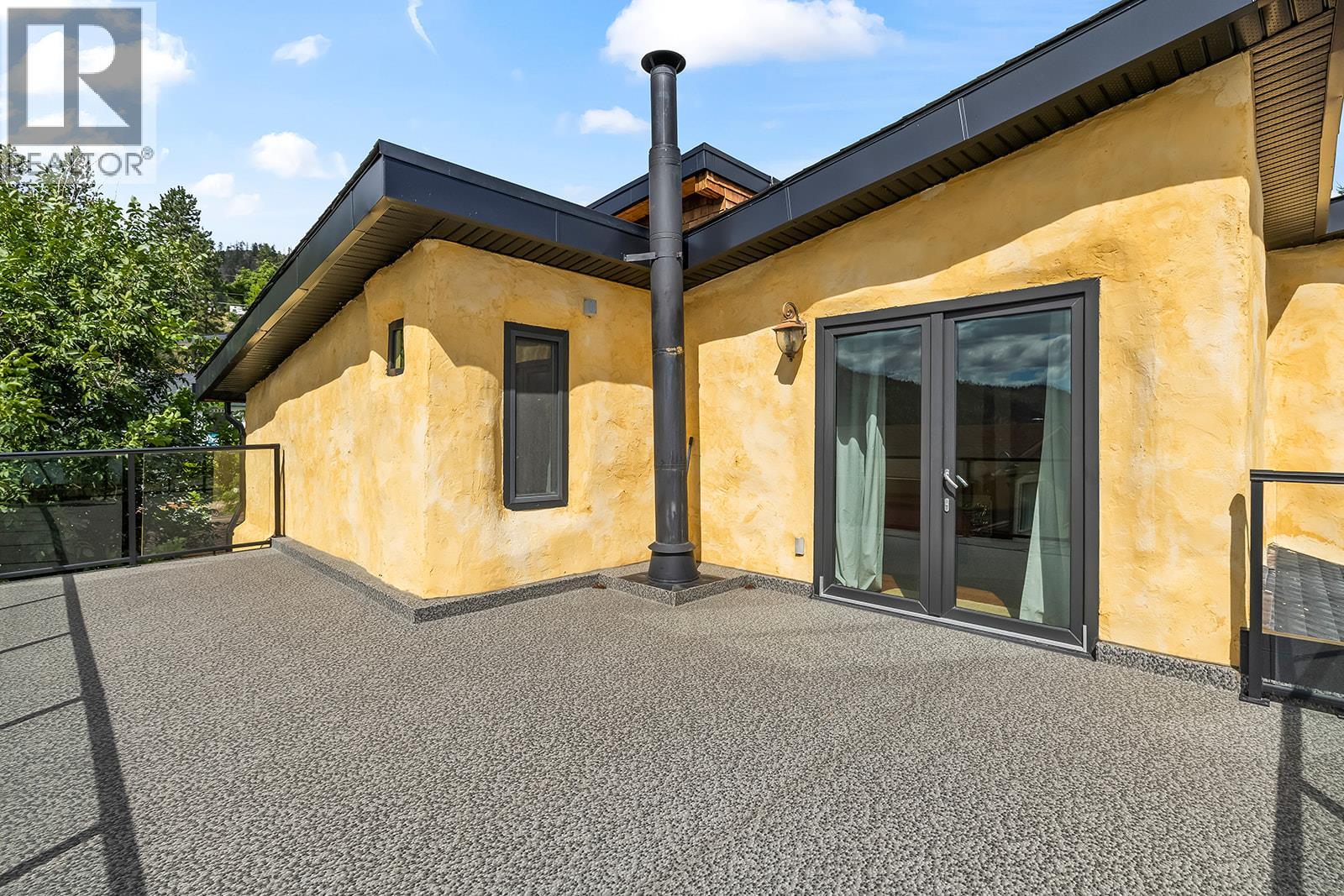 6226 Sanderson Avenue, Peachland