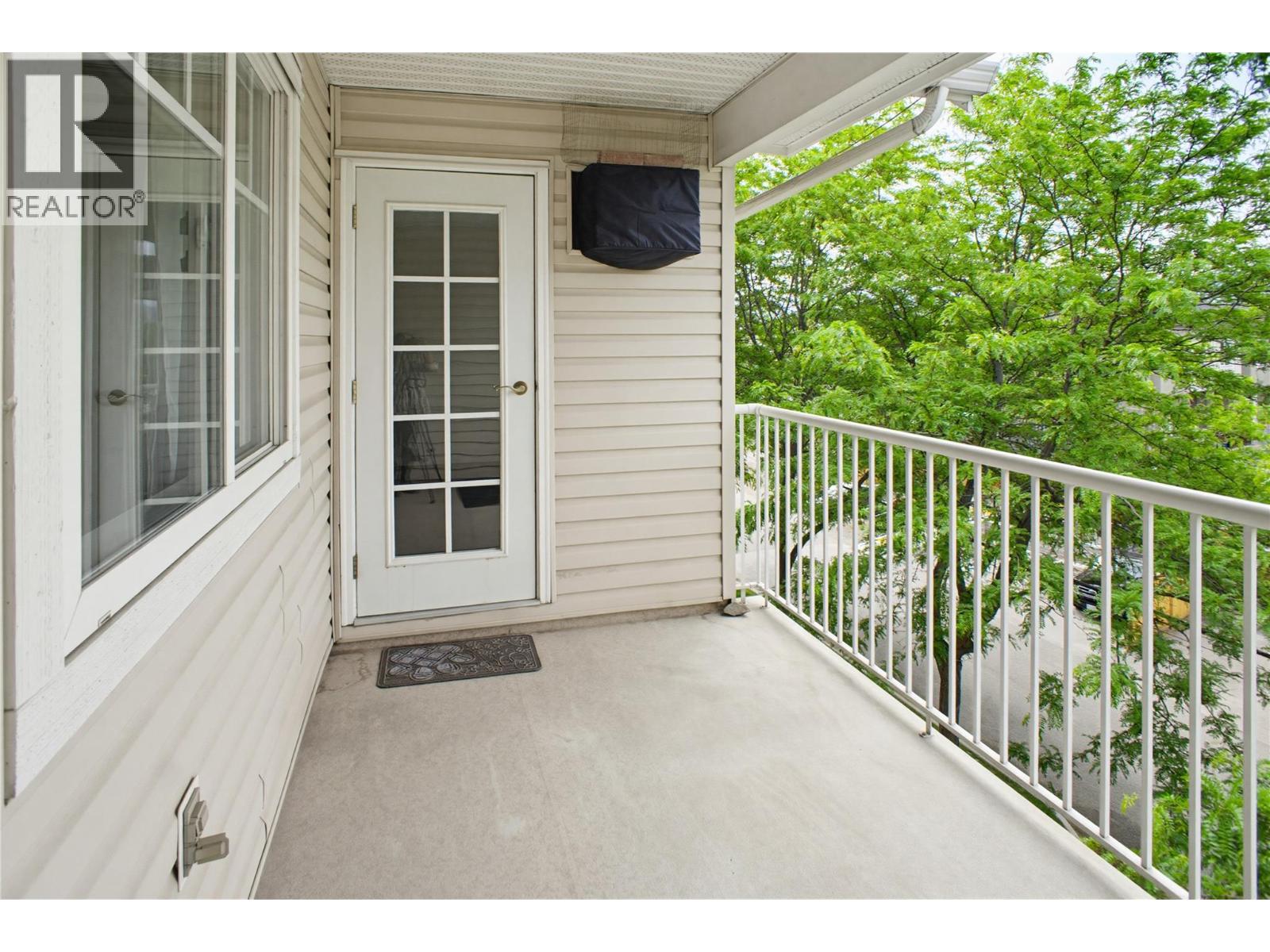 #409 120 VERNON Avenue - 12