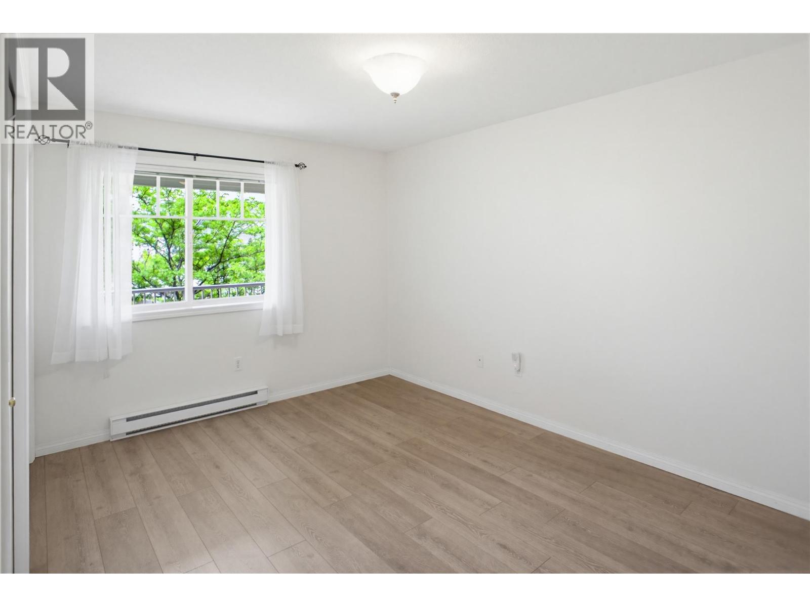 #409 120 VERNON Avenue - 9