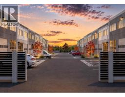 3 3179 Appaloosa Road, Kelowna