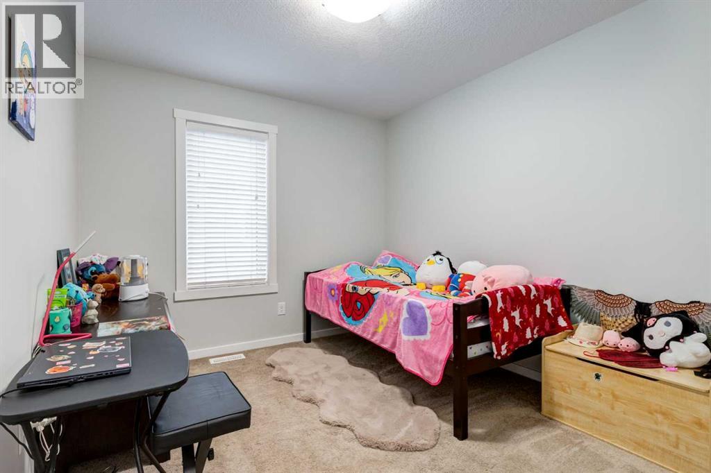 19484 37 Street SE - 19