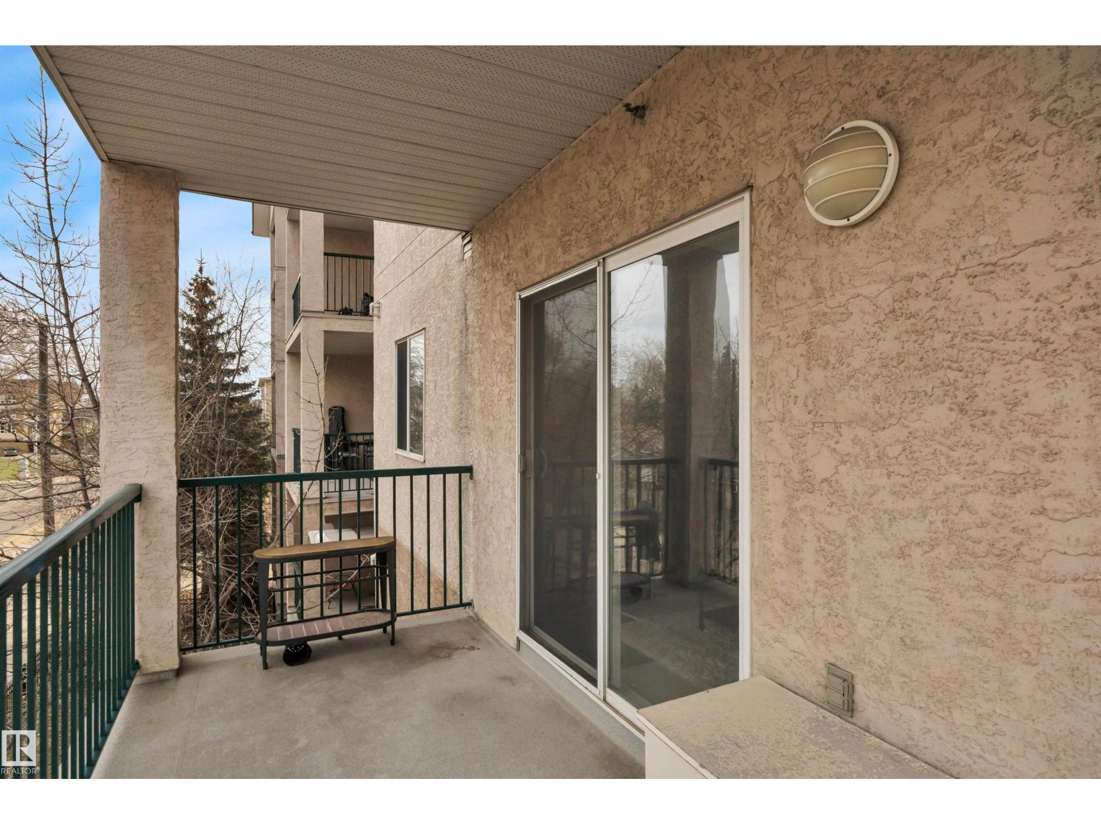 #326 11325 83 ST NW - 23