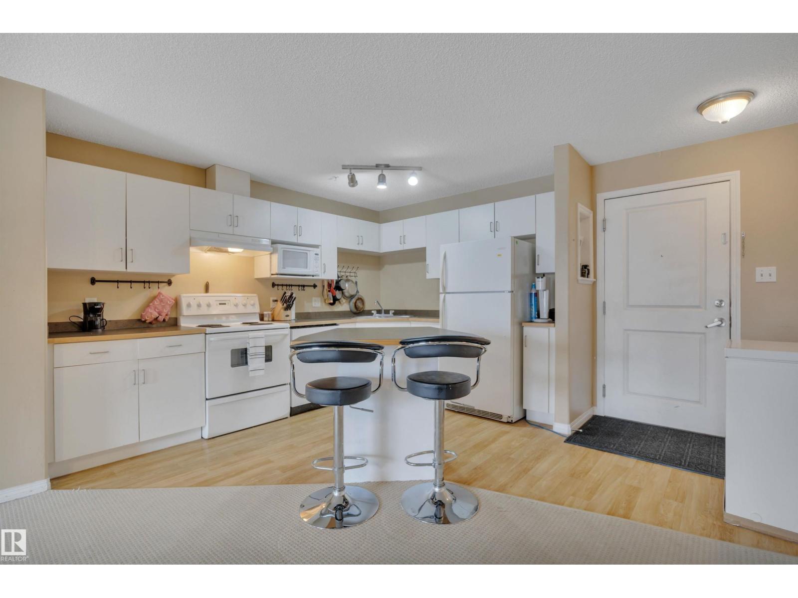 #326 11325 83 ST NW - Image 2