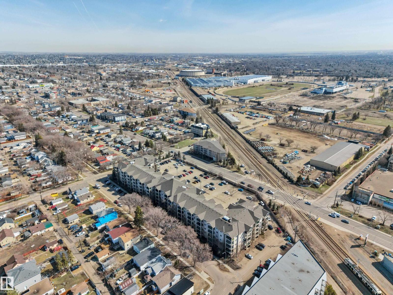 #326 11325 83 ST NW - 44
