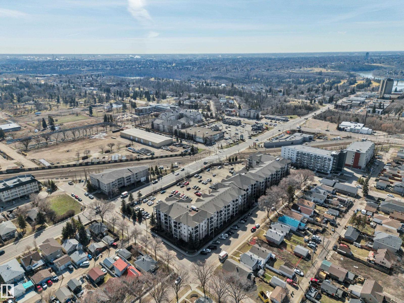 #326 11325 83 ST NW - 42