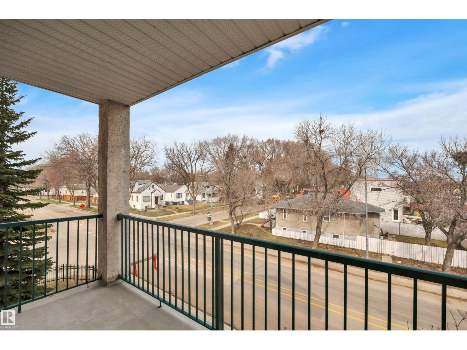 #326 11325 83 ST NW - 22