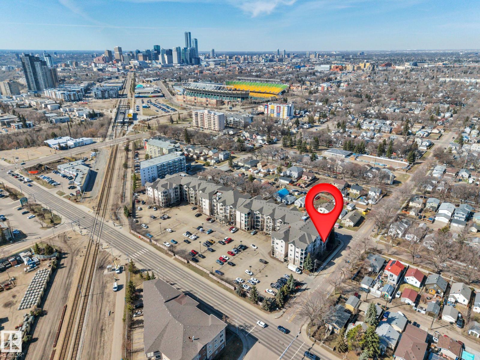#326 11325 83 ST NW - 38