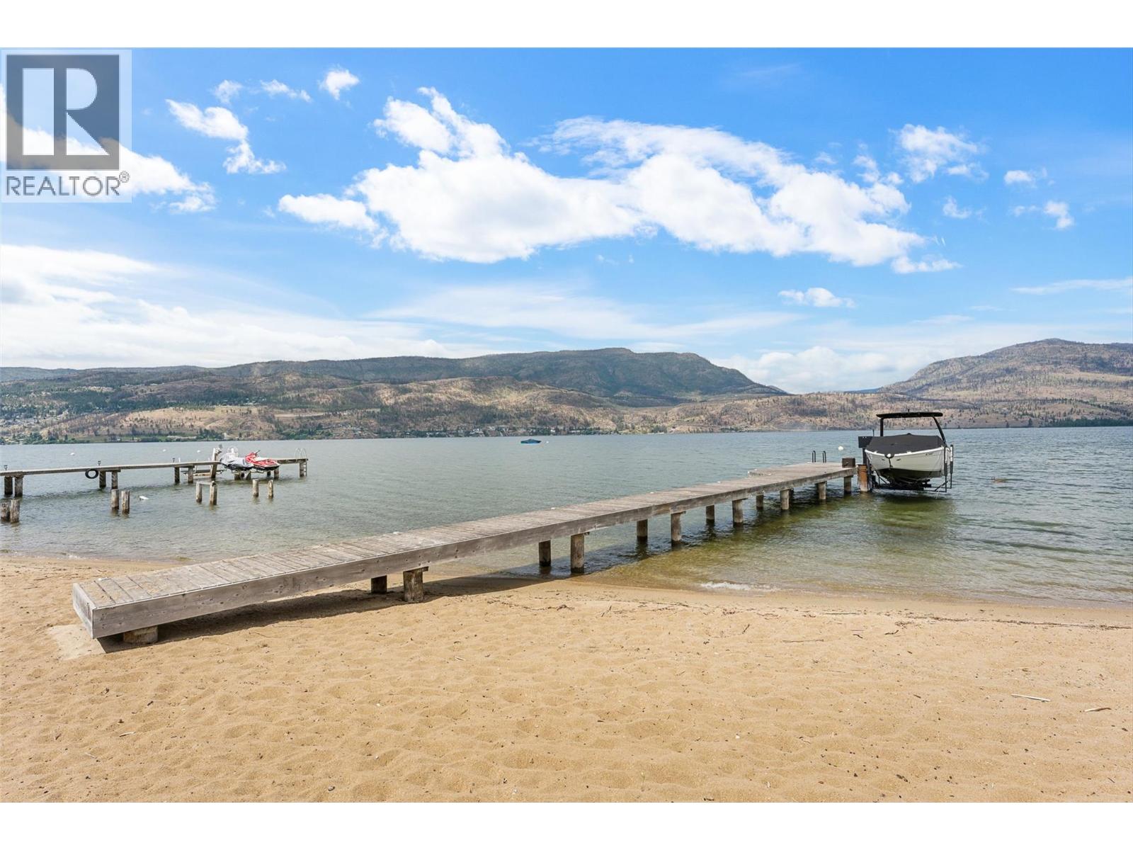 824 Manhattan Drive, Kelowna