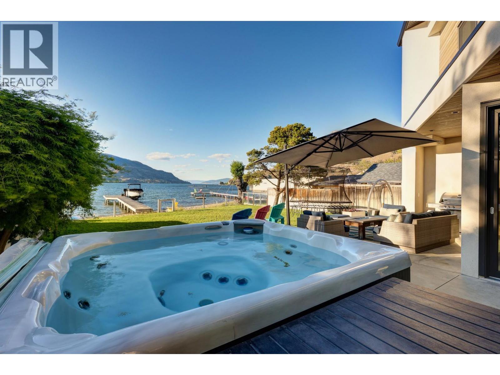 824 Manhattan Drive, Kelowna