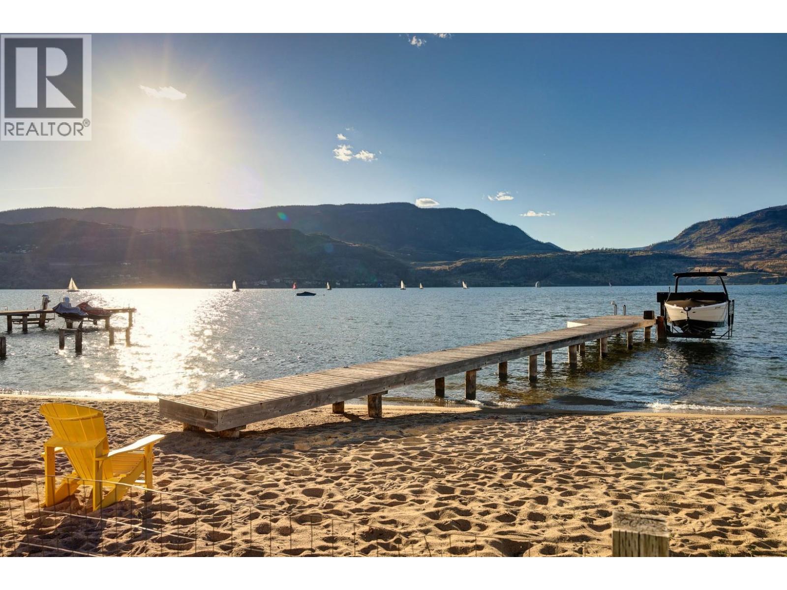 824 Manhattan Drive, Kelowna