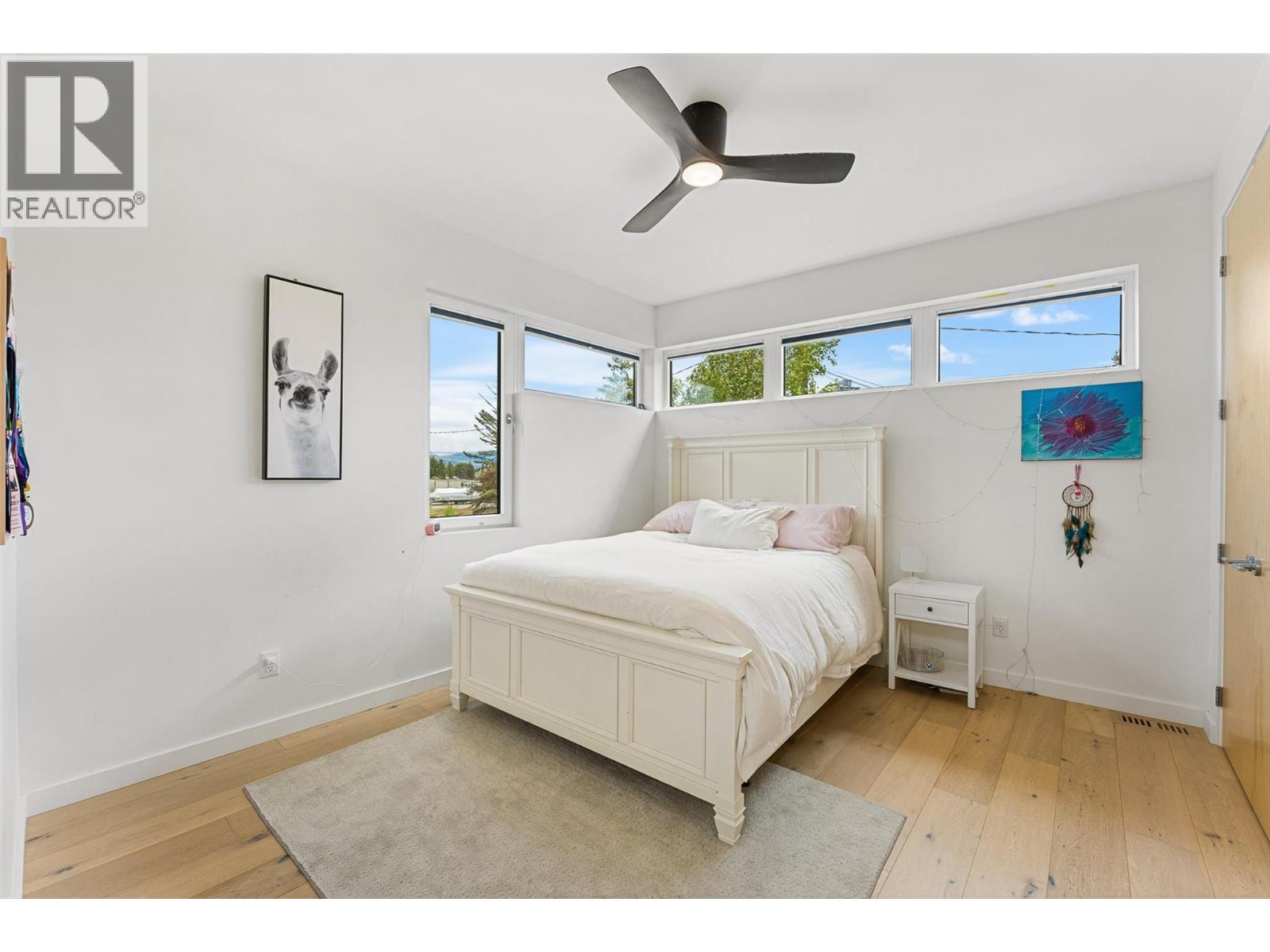 824 Manhattan Drive, Kelowna