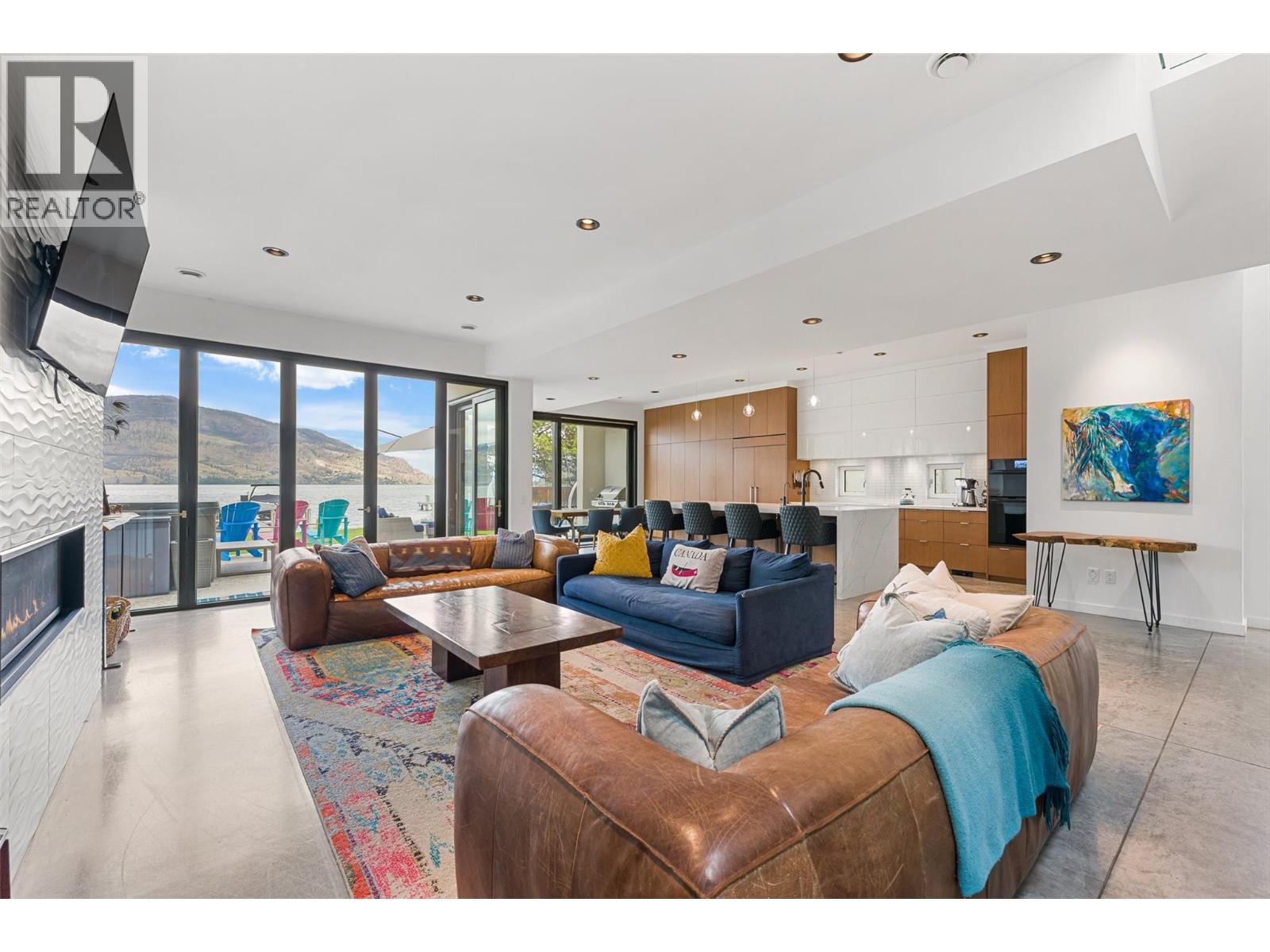 824 Manhattan Drive, Kelowna