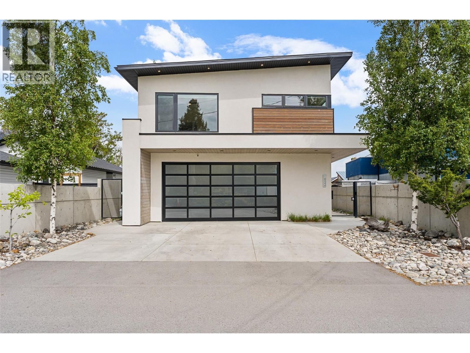 824 Manhattan Drive, Kelowna