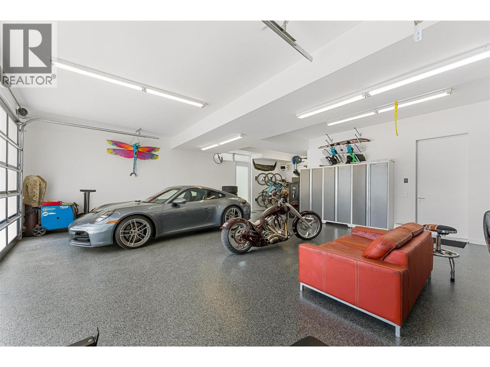 824 Manhattan Drive, Kelowna