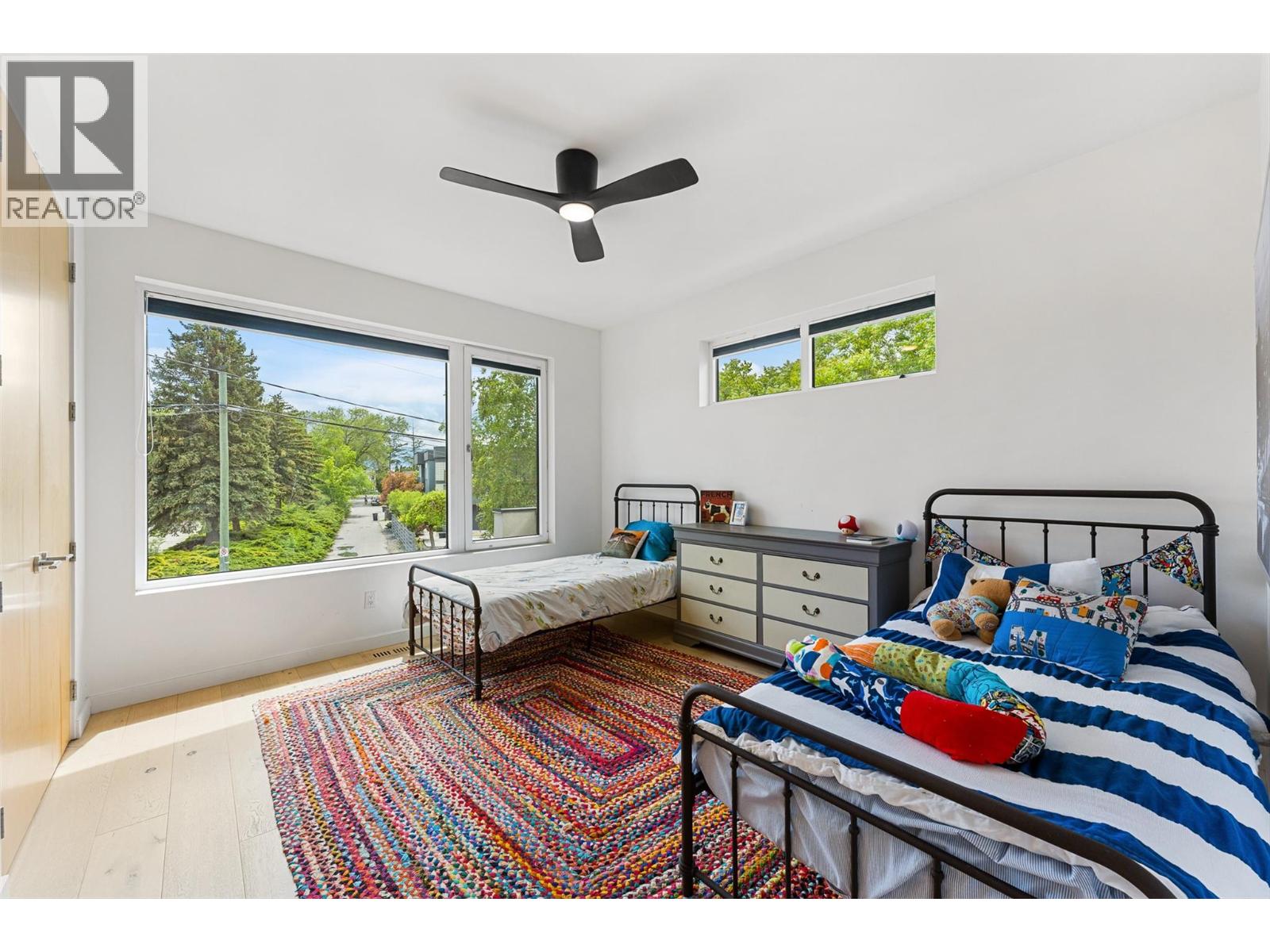 824 Manhattan Drive, Kelowna