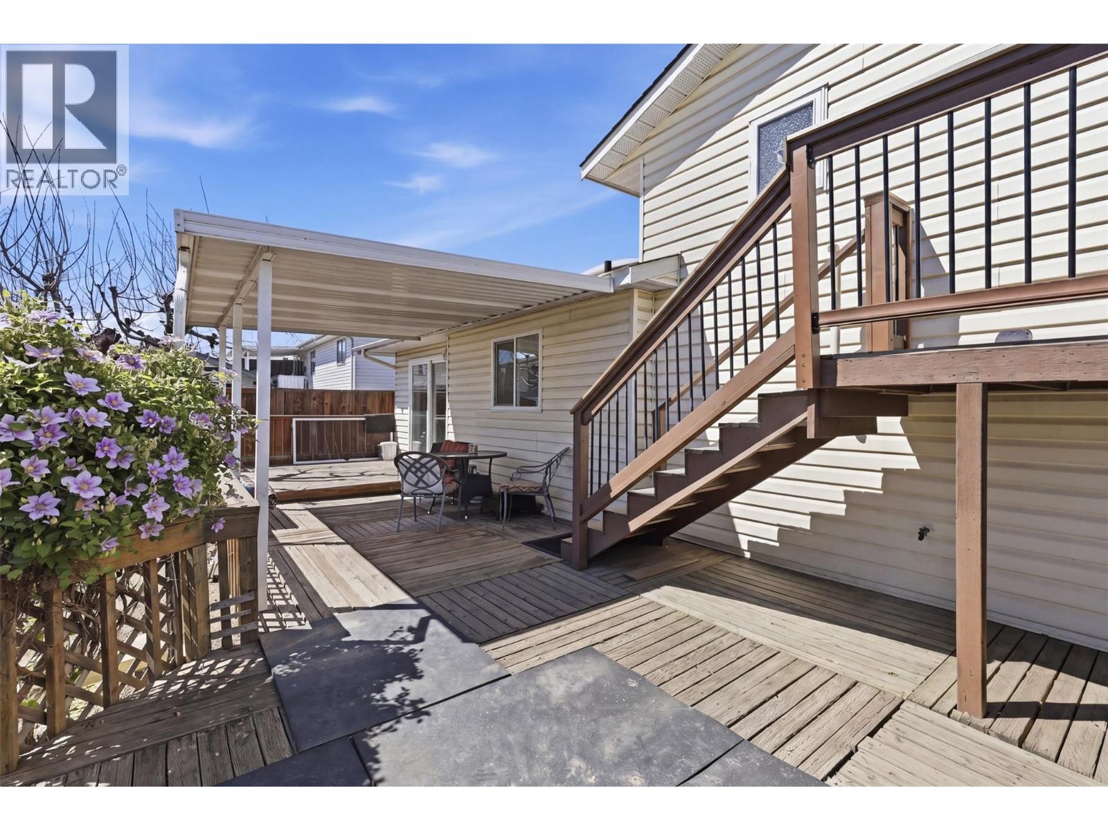 691 RICHMOND Avenue - 22