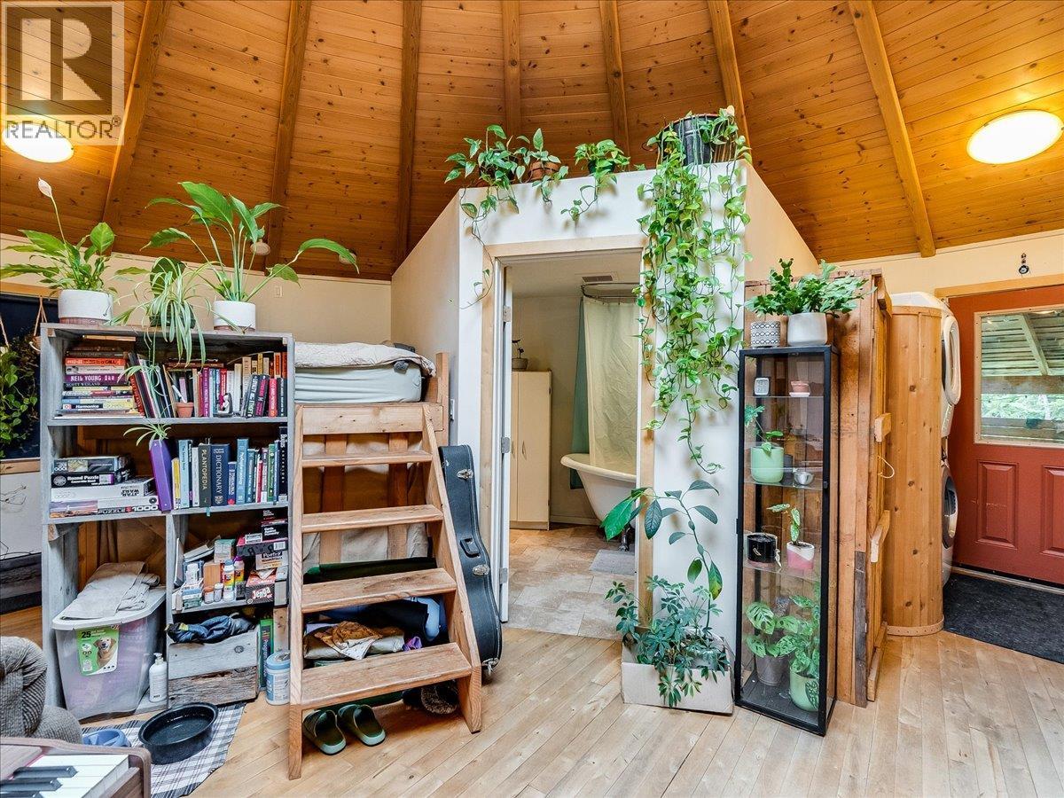 216 Porcupine Creek Road - 38