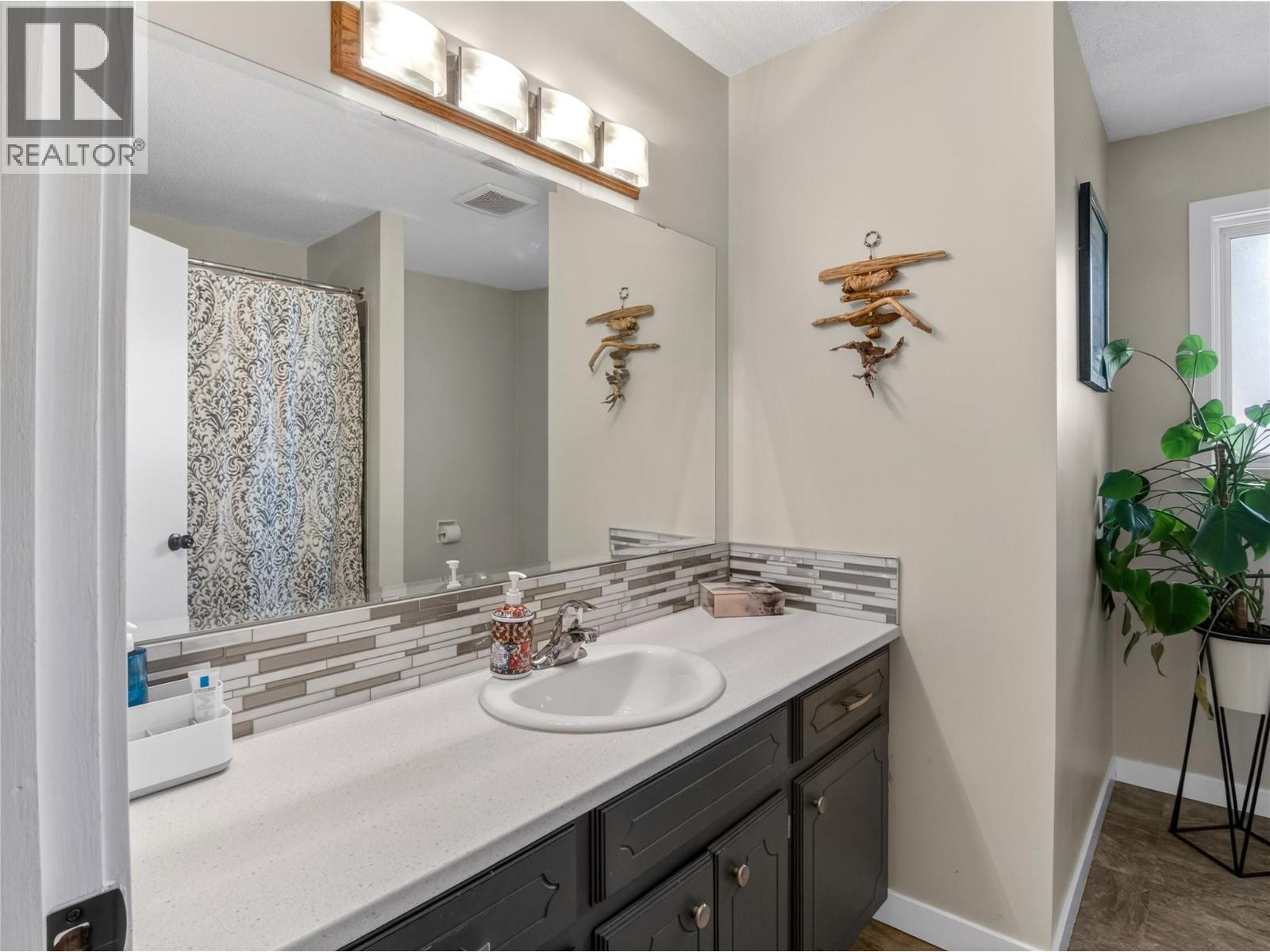 165 McCulloch Drive - 15
