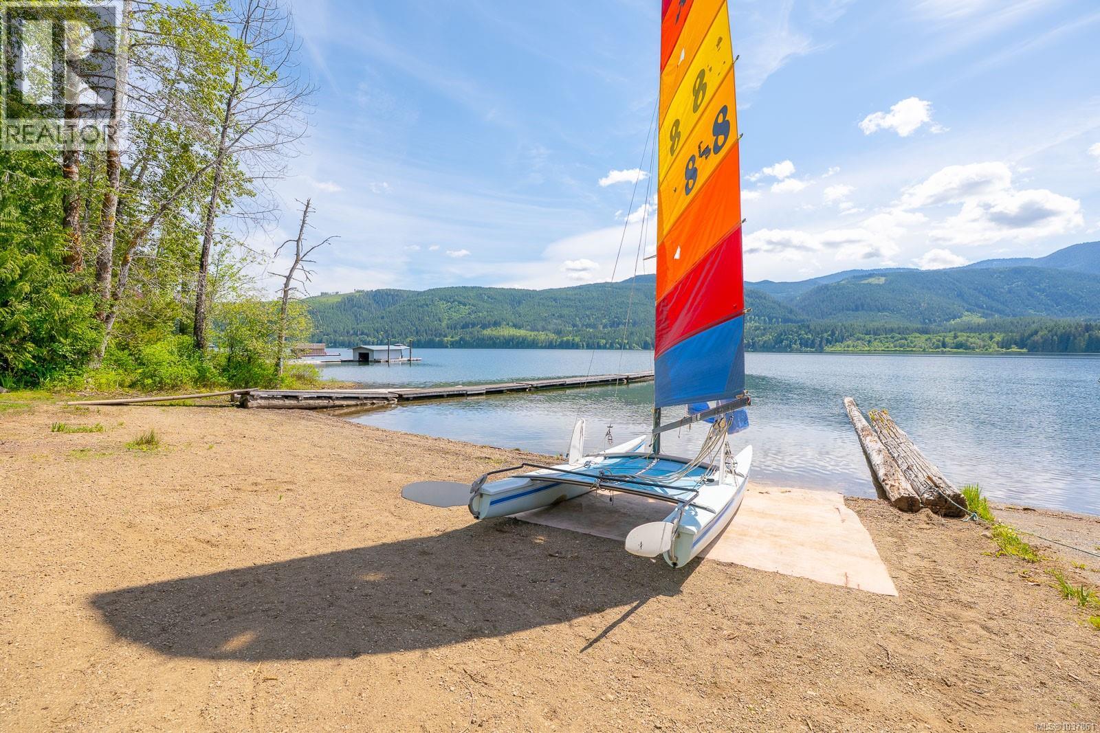 9242 Stirling Arm Dr, Port Alberni