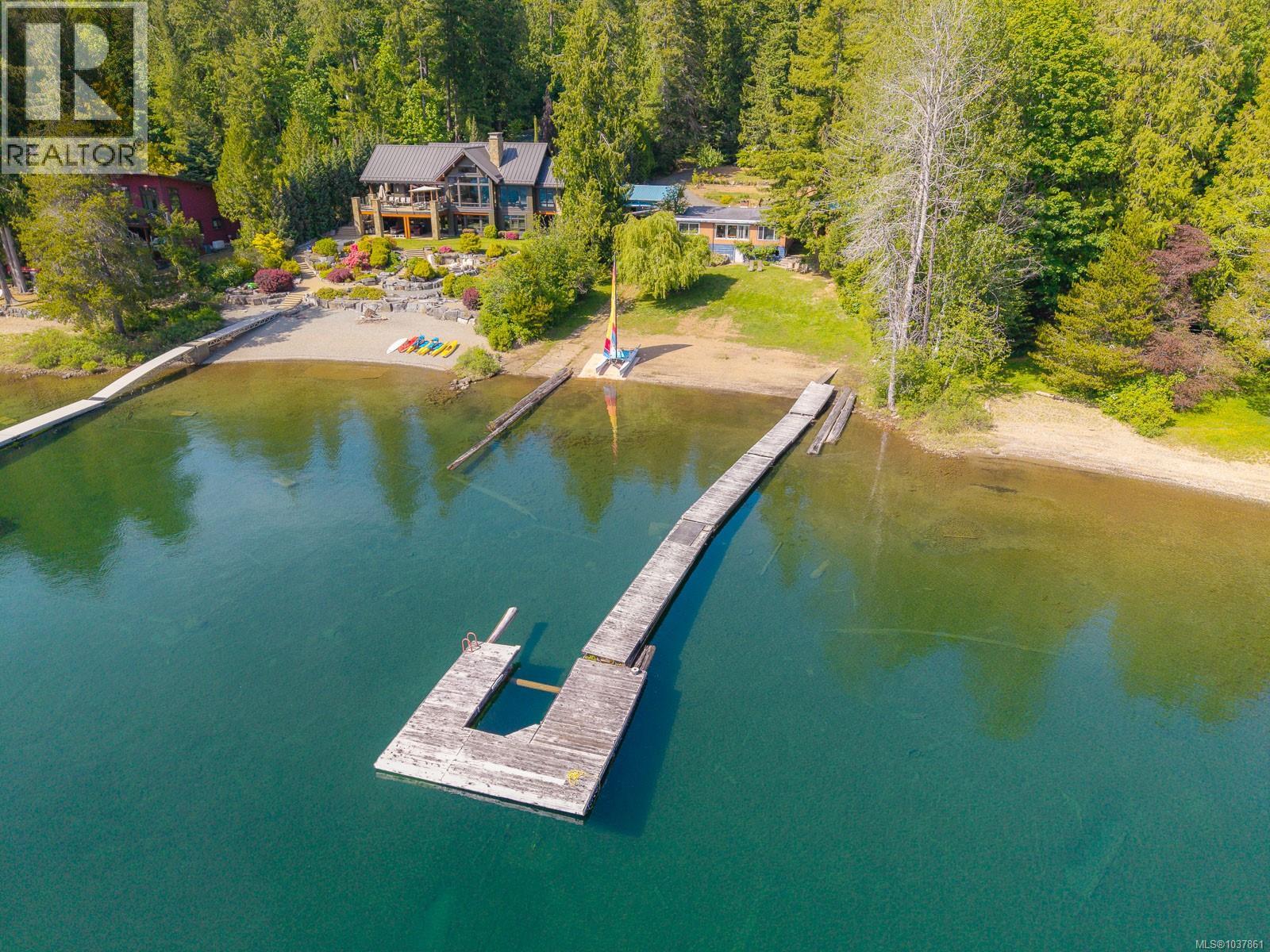 9242 Stirling Arm Dr, Port Alberni