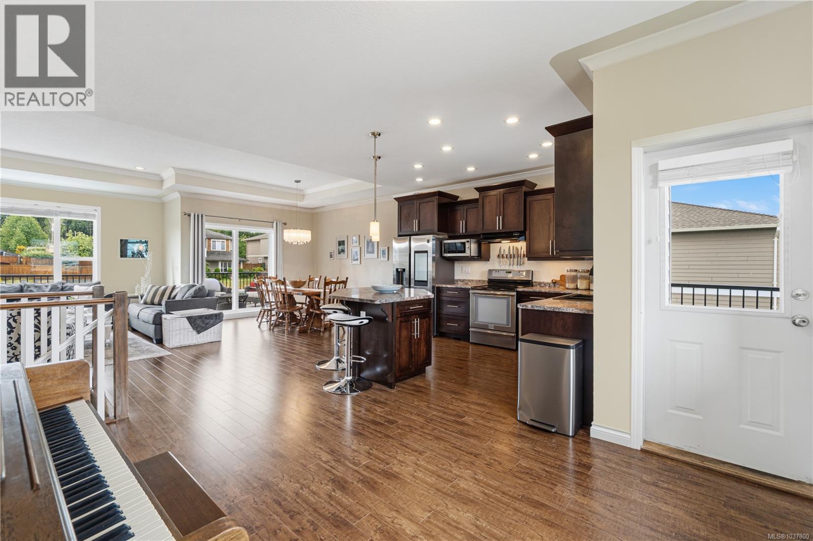 967 Sanika Close, French Creek