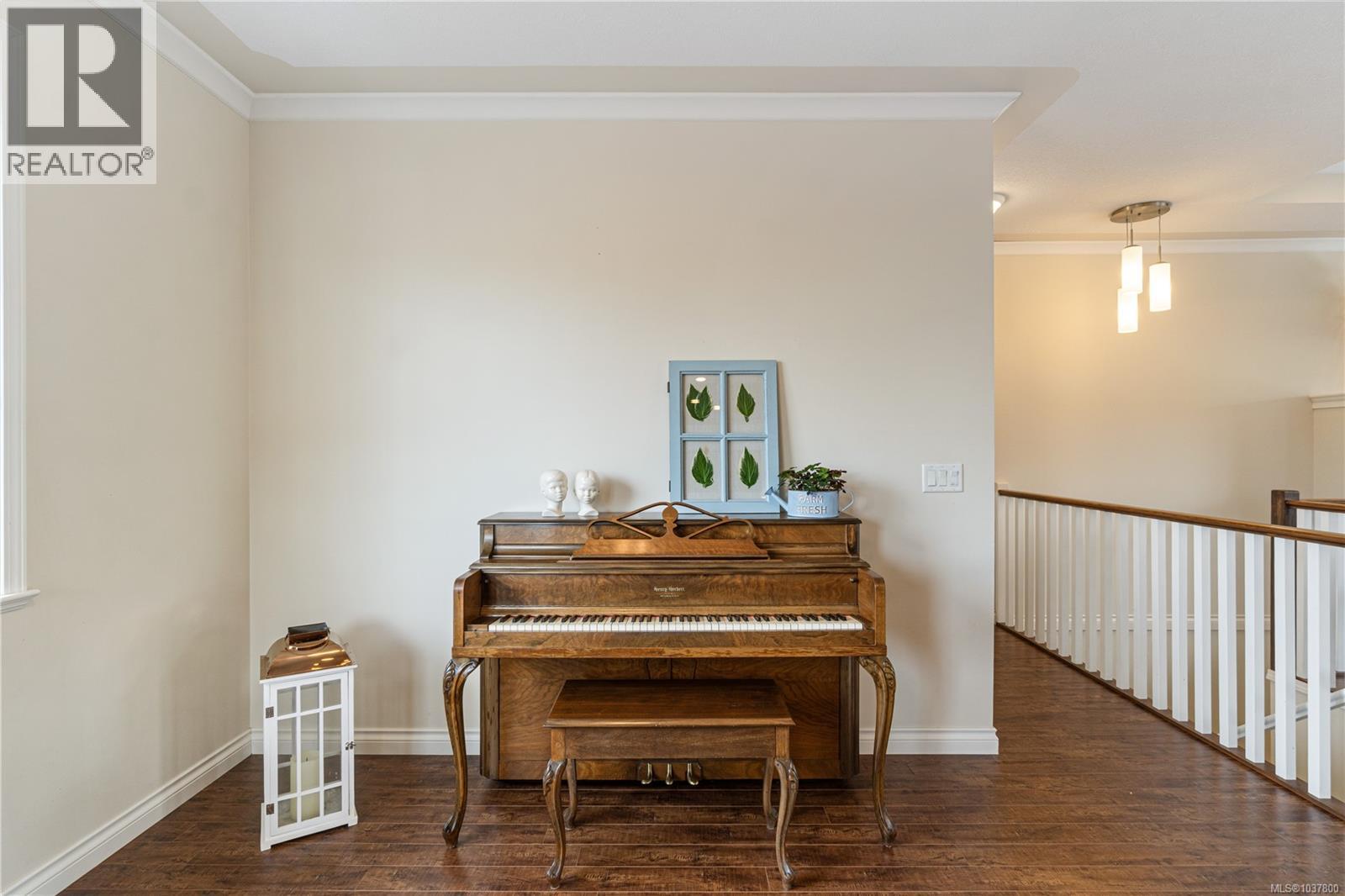 967 Sanika Close, French Creek