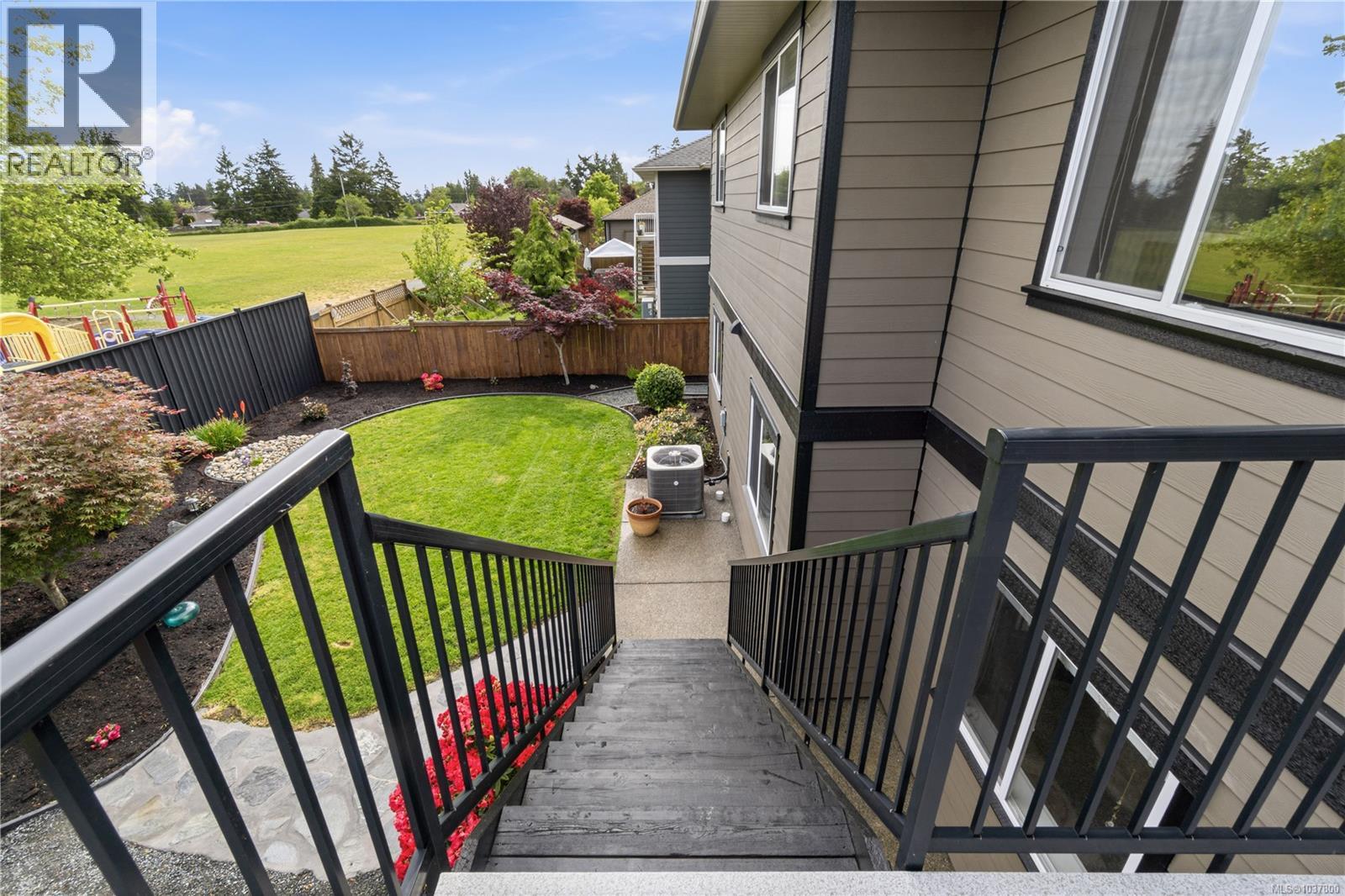 967 Sanika Close, French Creek