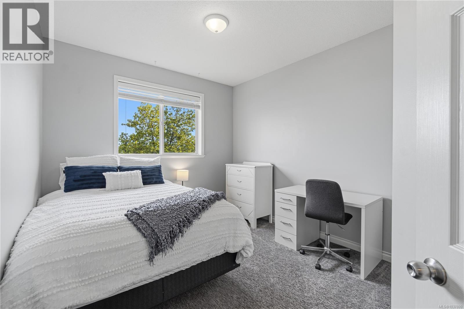 967 Sanika Close, French Creek