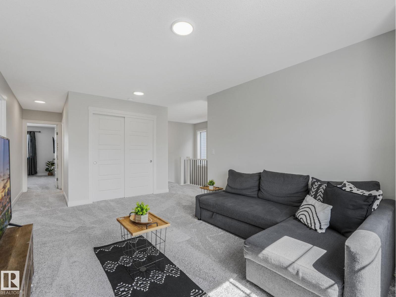 1082 STONESIDE RD - 40