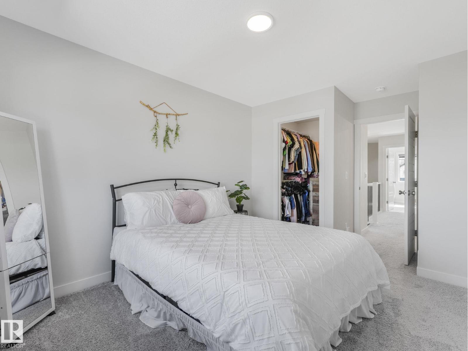 1082 STONESIDE RD - 42