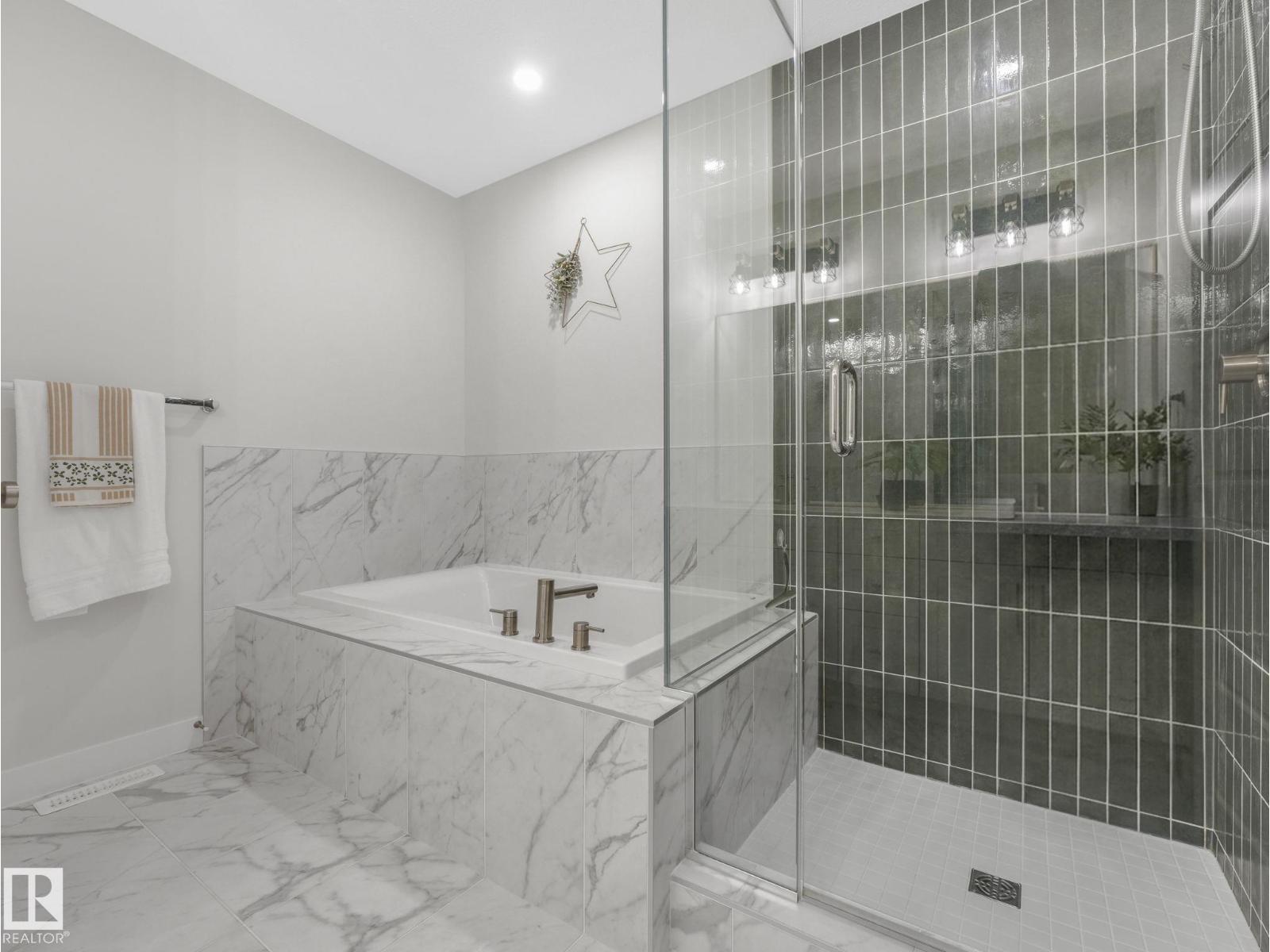 1082 STONESIDE RD - 53