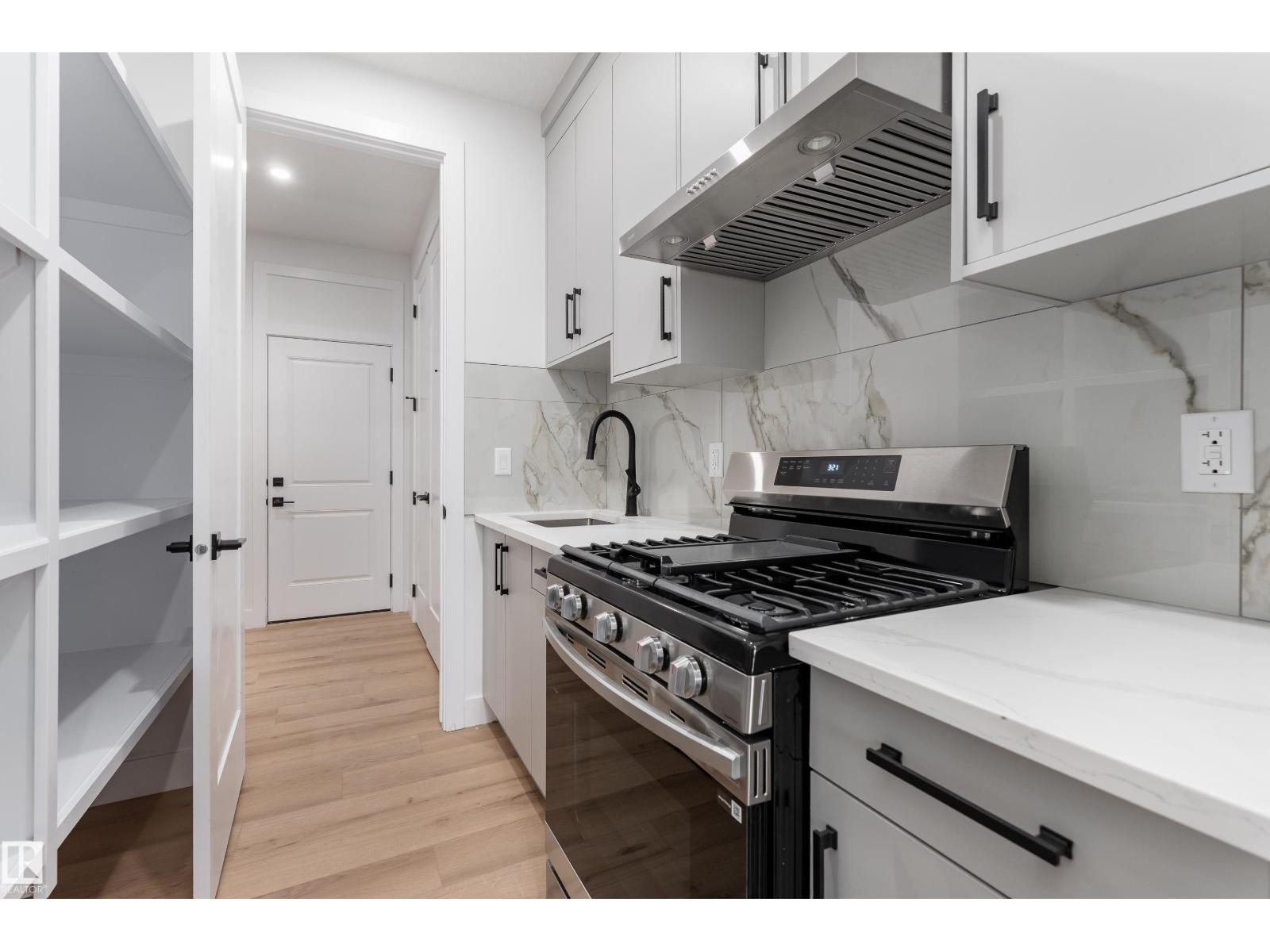 2408 63 AV NE - 11