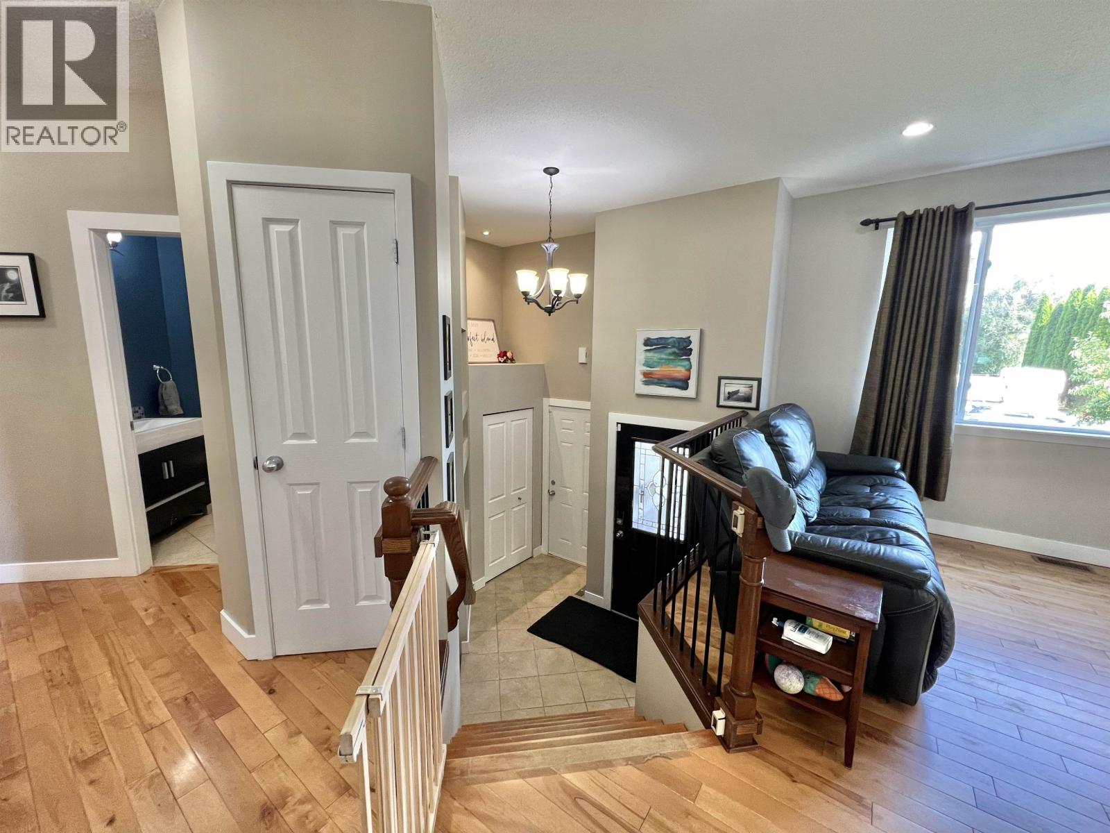831 FUNN STREET - 23